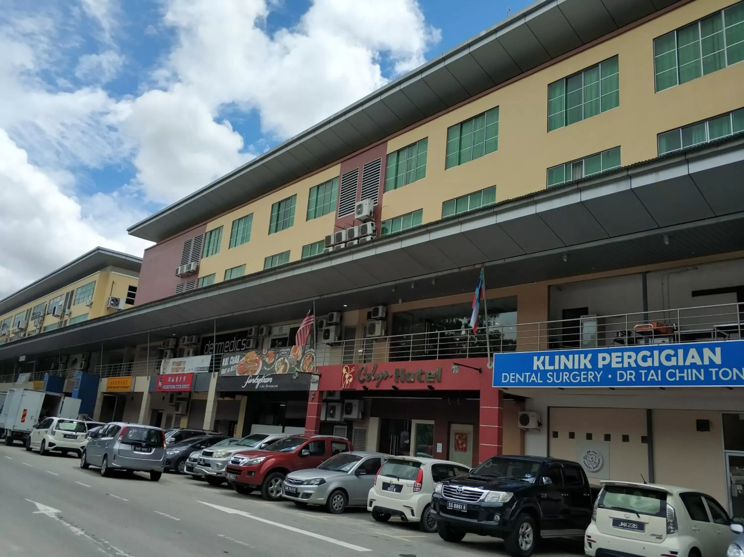 Facade/entrance, Property Building in Celyn Hotel City Mall