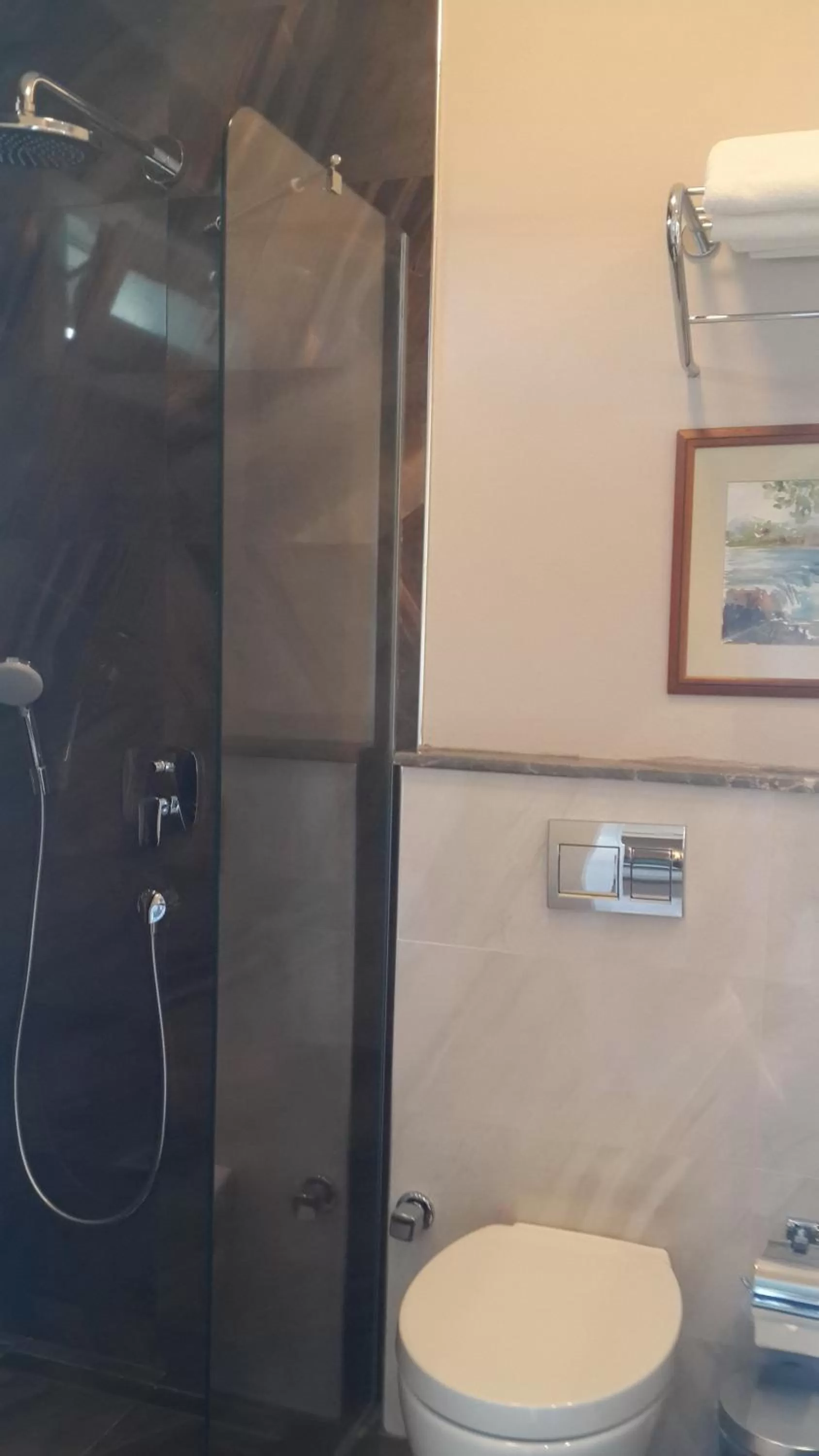 Bathroom in Sun Garden Apart Hotel