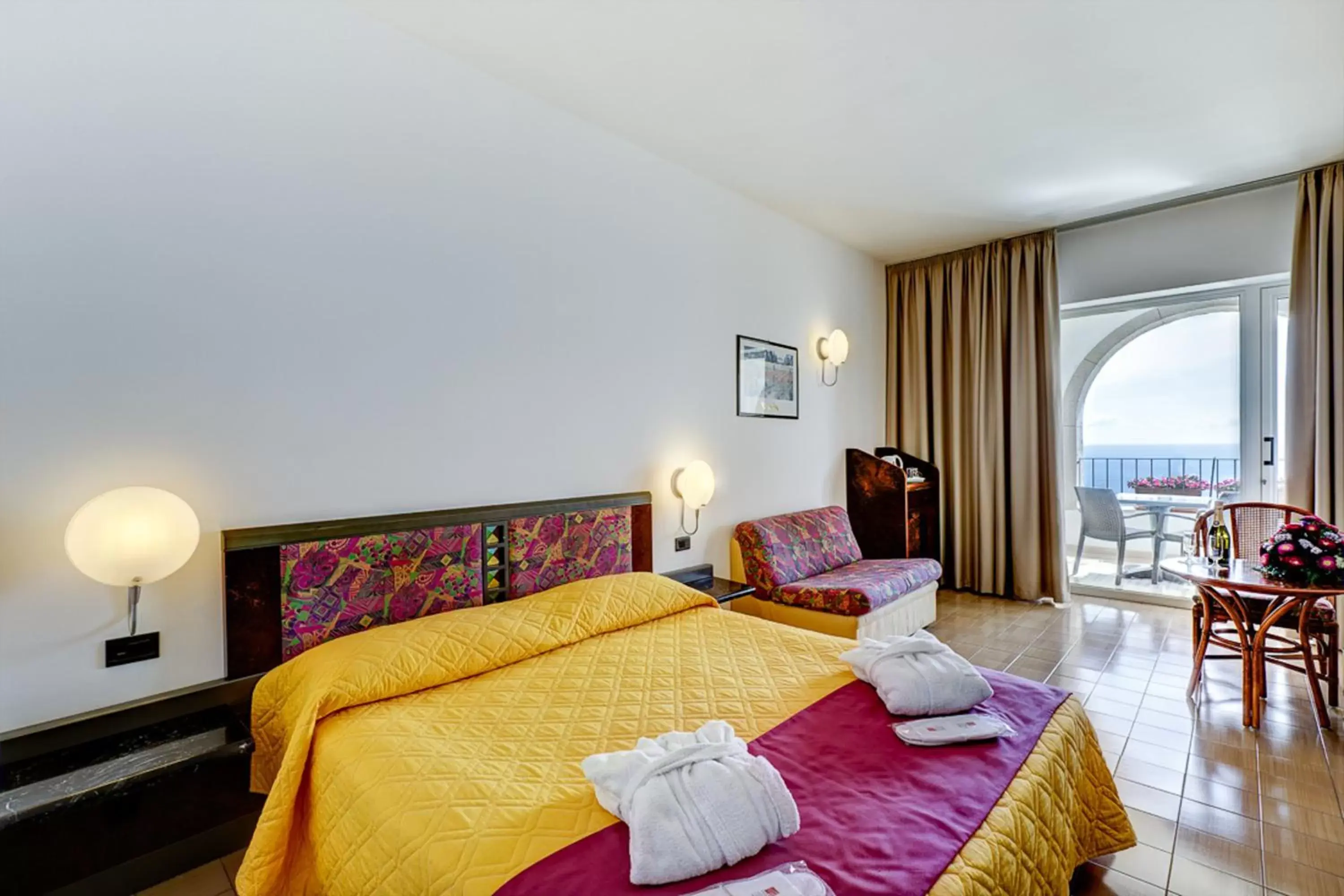 Double or Twin Room with Balcony and Sea View in Hotel Olimpo le Terrazze