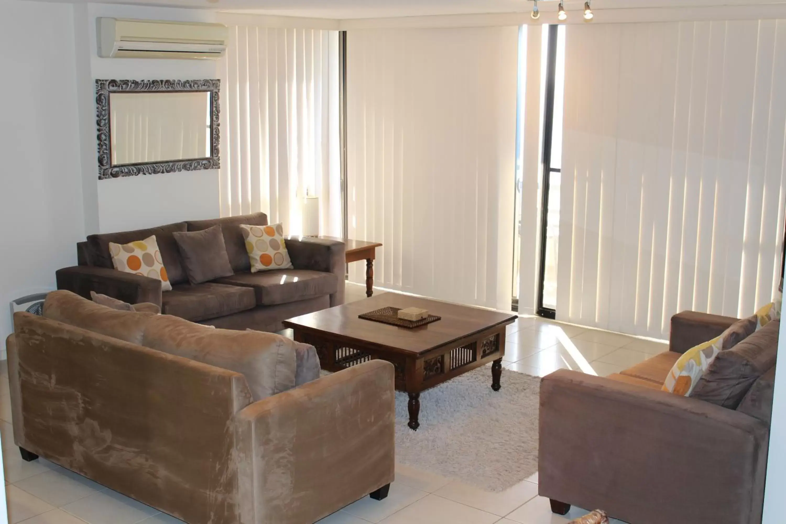 Living room, Seating Area in Pacific Towers Beach Resort