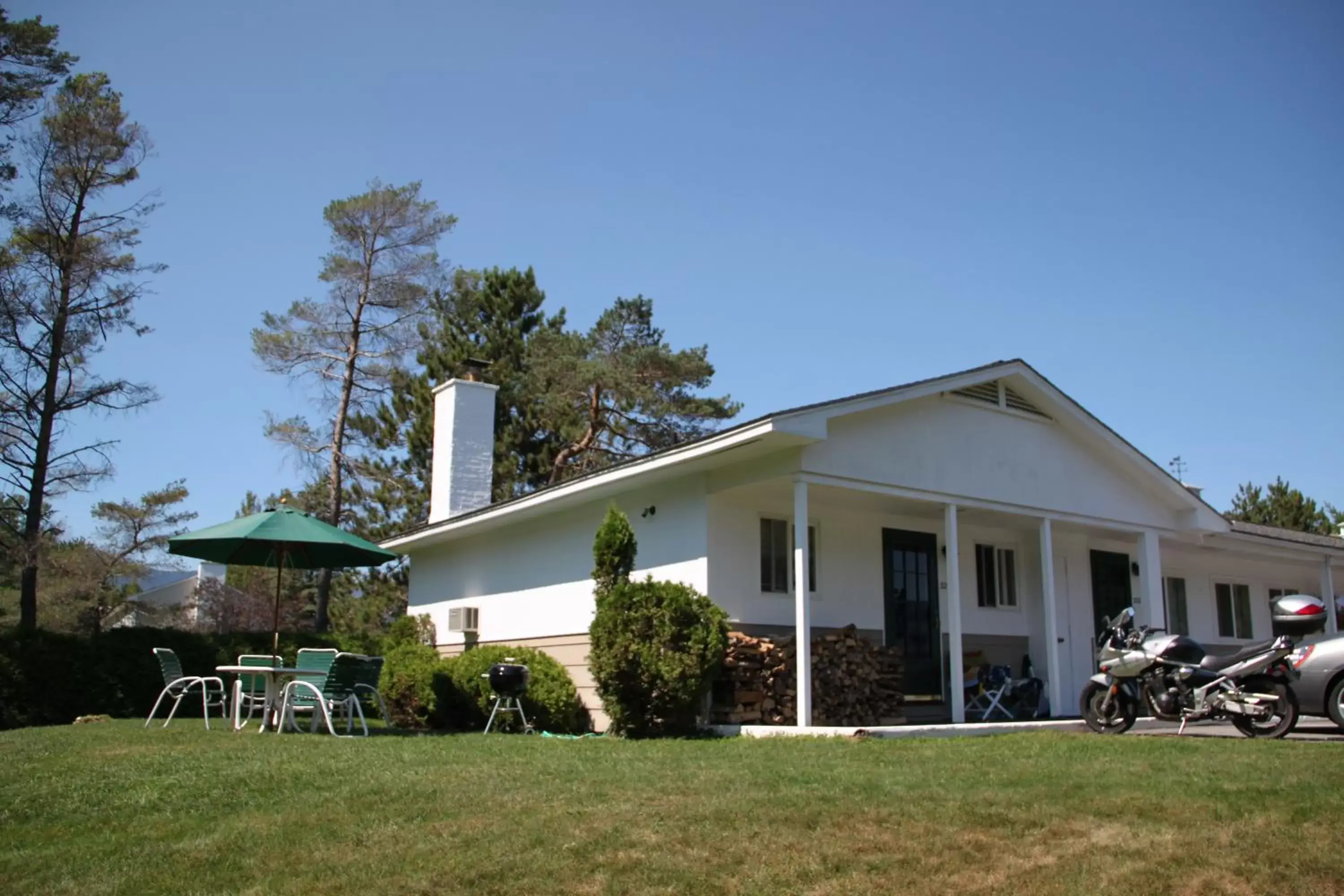 Facade/entrance, Property Building in Stowe Motel & Snowdrift