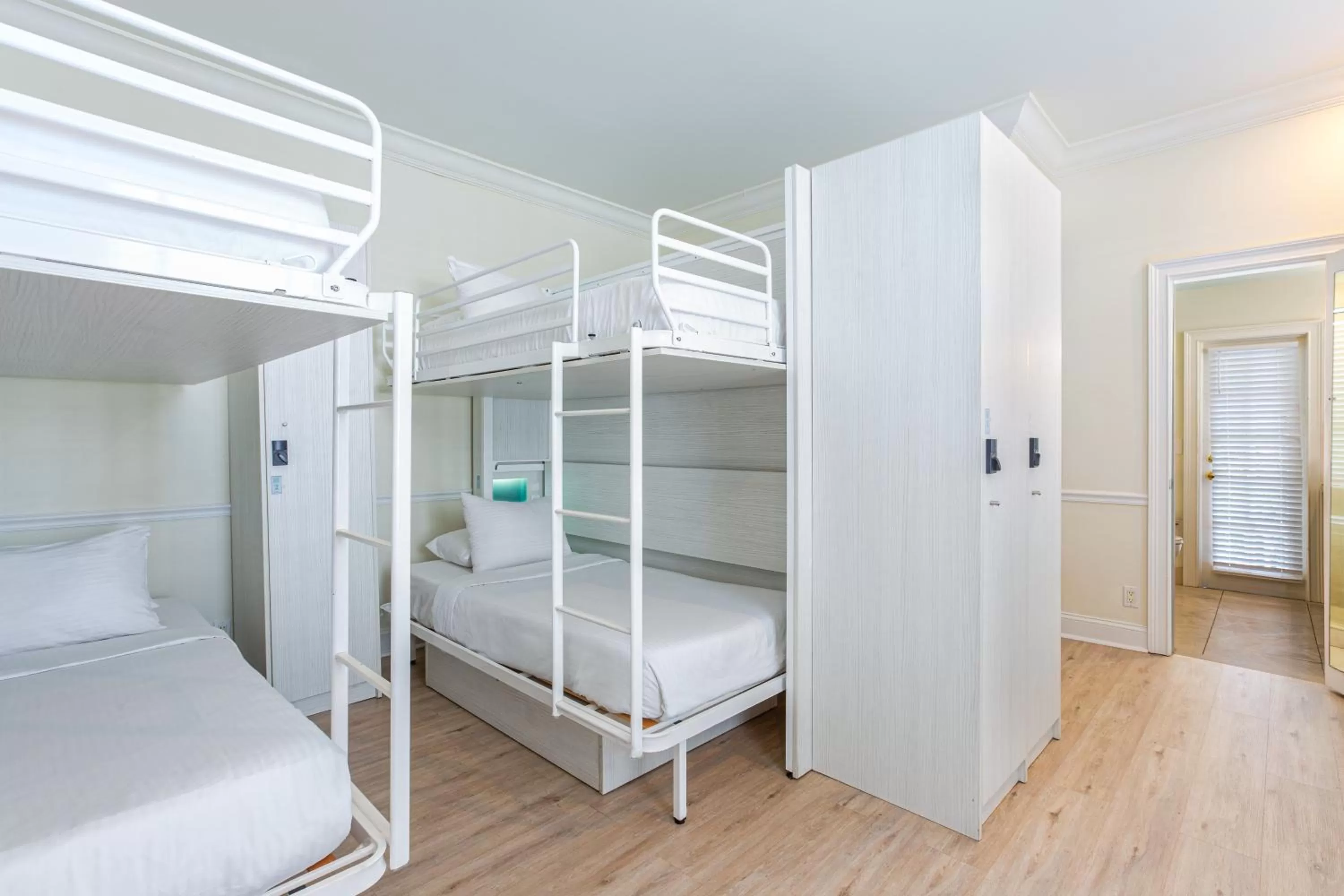 bunk bed, Bed in Nyah - Adult Exclusive