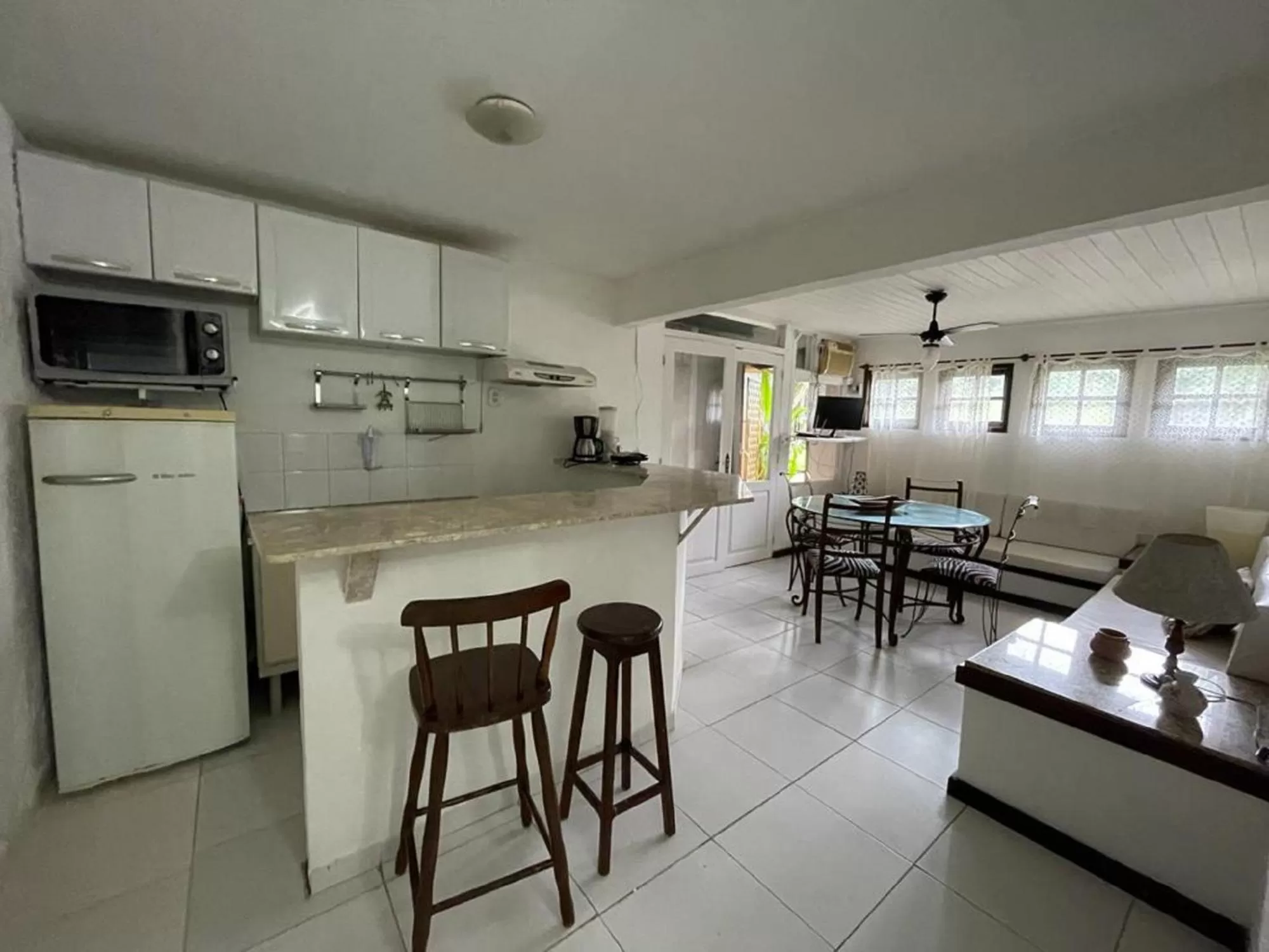 Kitchen or kitchenette in Pousada Saint Germain