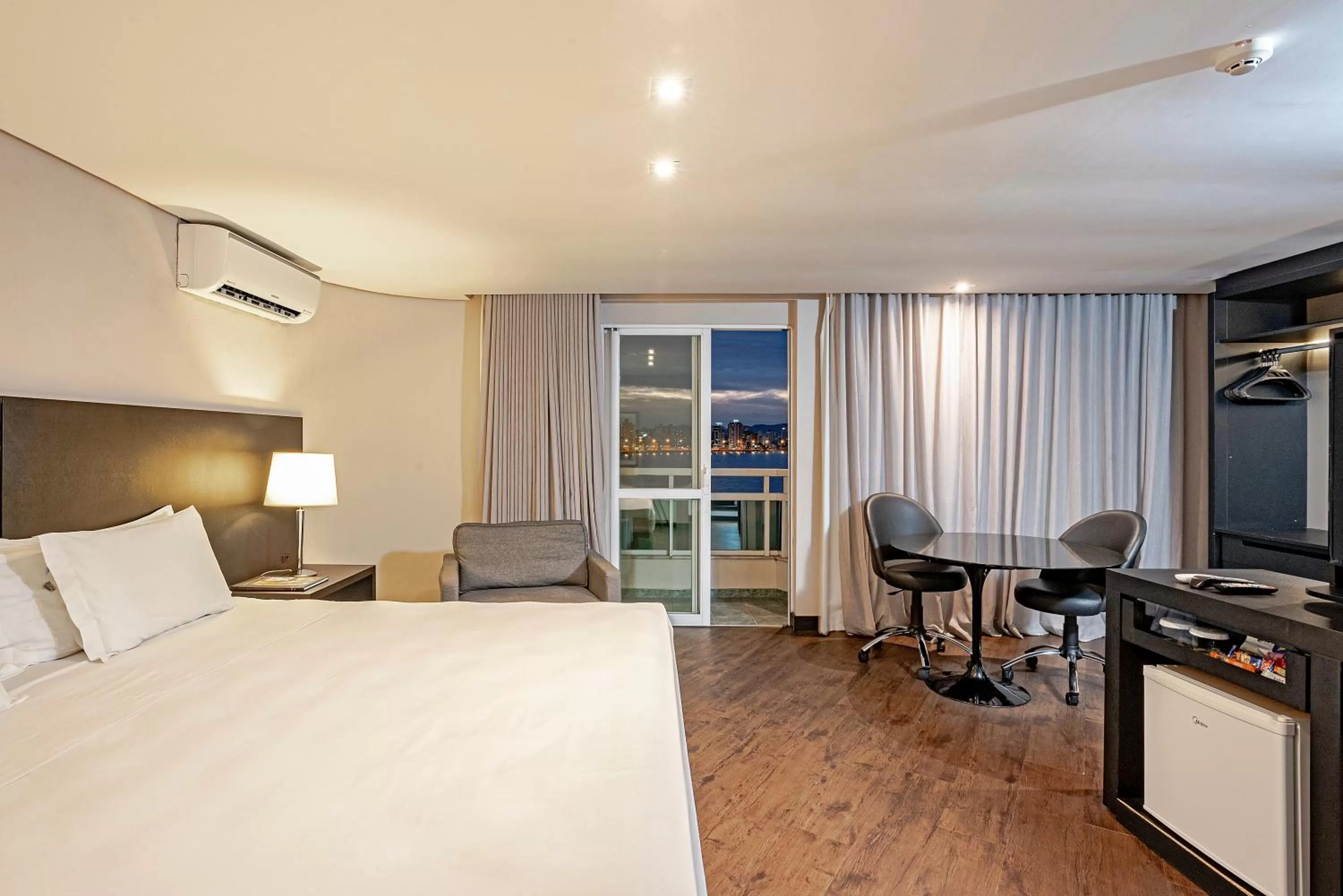 Bed in Slaviero Baia Norte Florianópolis