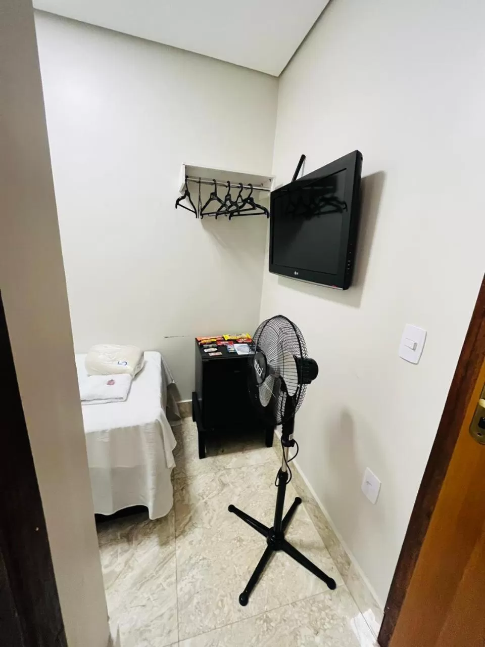 TV/Entertainment Center in Riacho Hotel