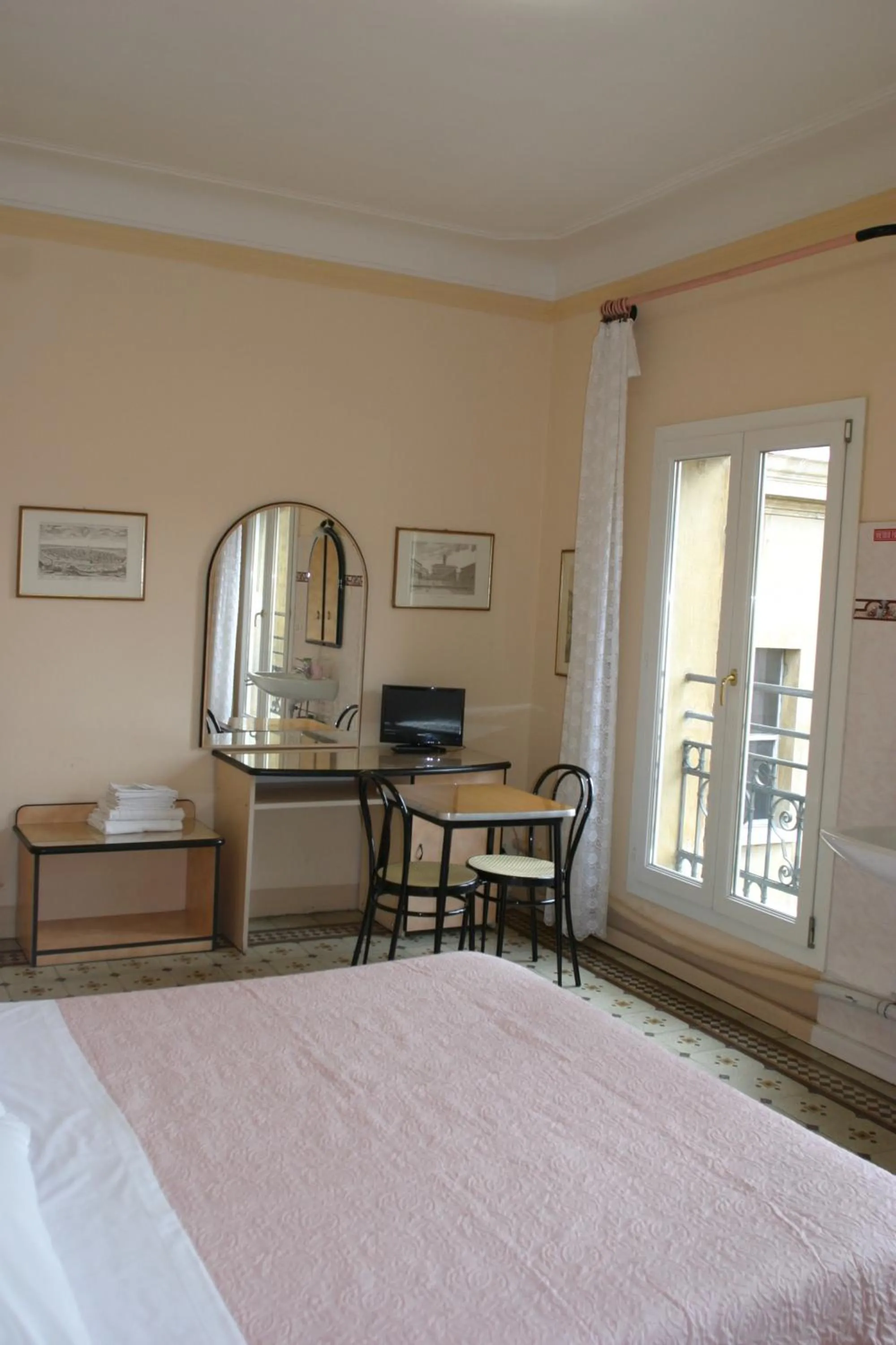 Photo of the whole room, Bed in Hotel Panorama Bologna Centro