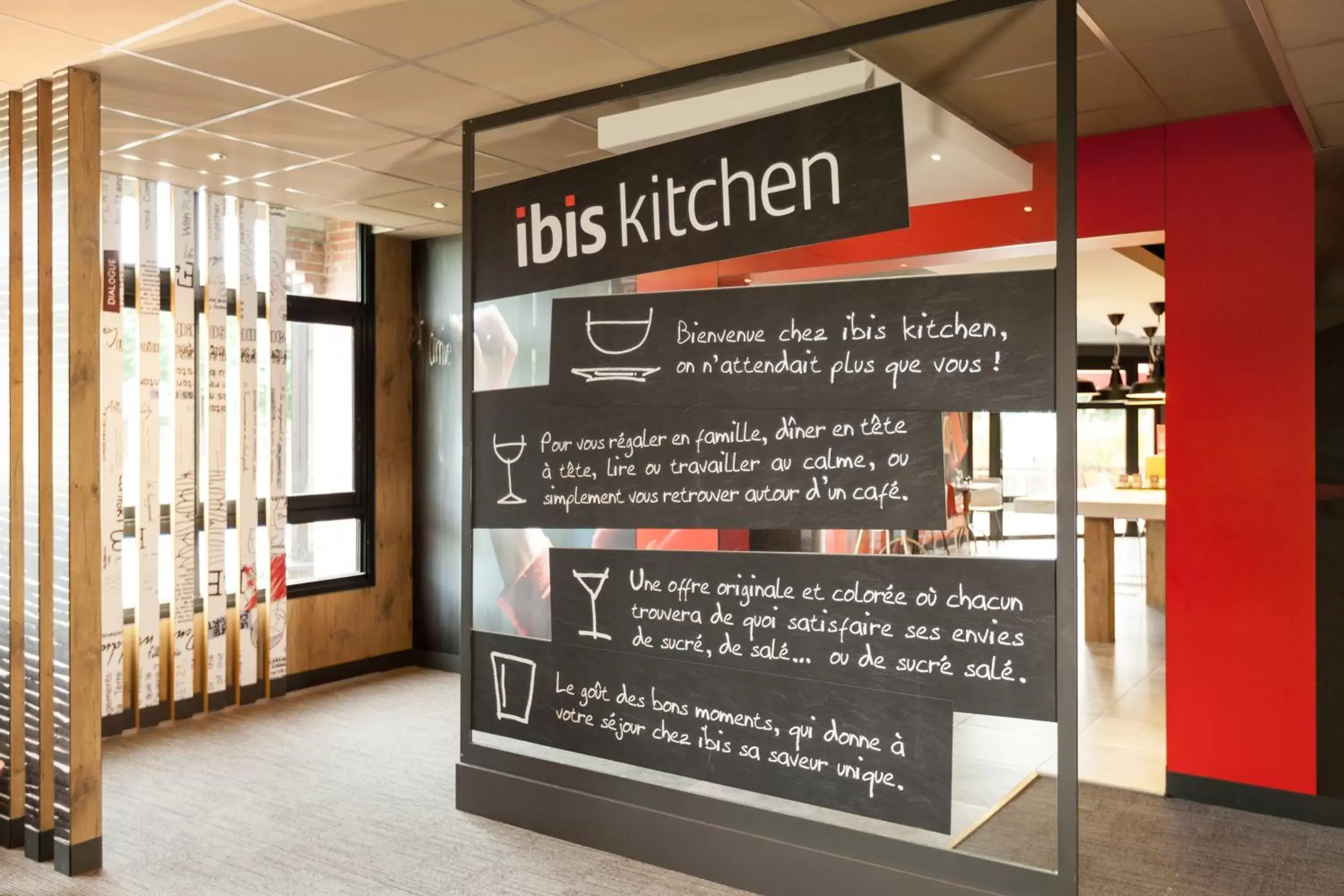 Restaurant/places to eat in Ibis Évry-Courcouronnes