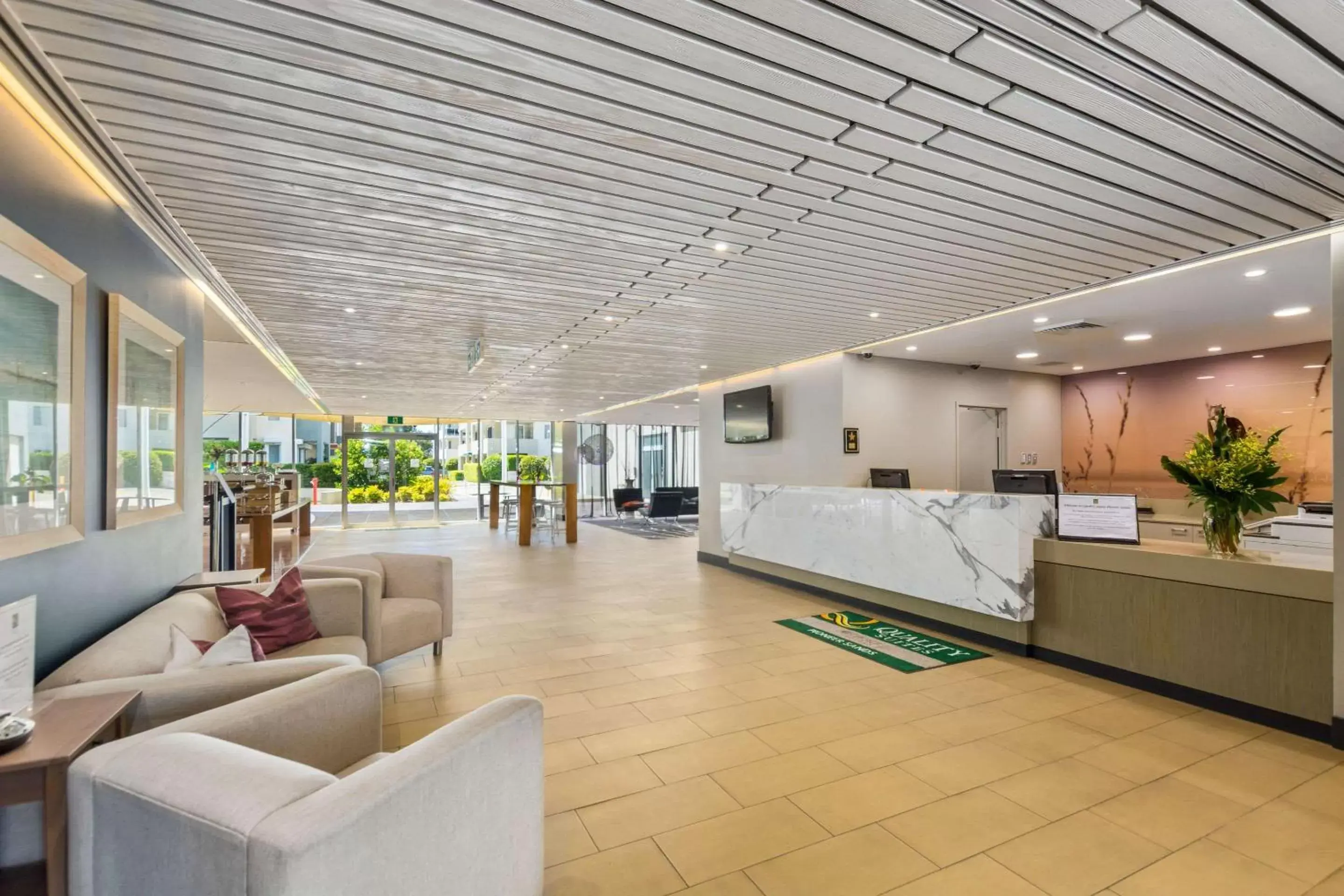 Lobby or reception, Lobby/Reception in Quality Suites Pioneer Sands