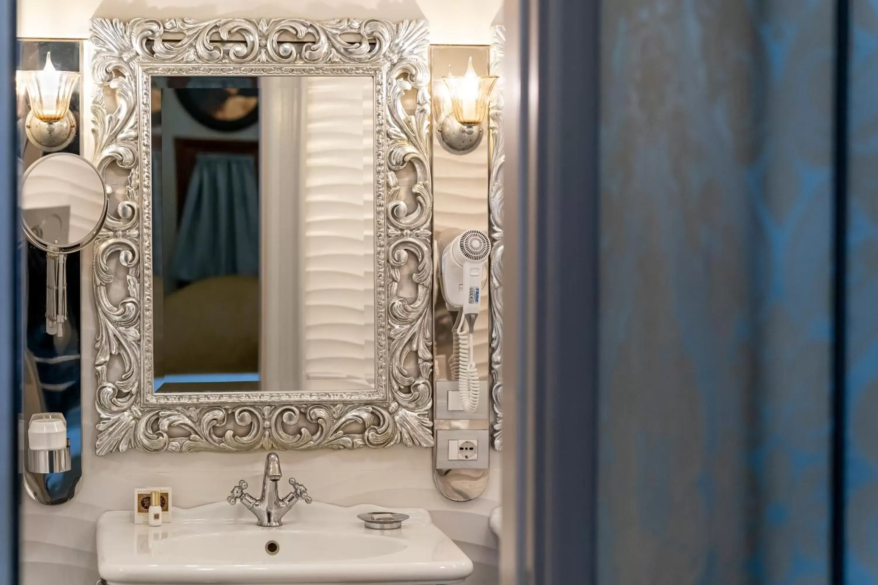 Bathroom in Palazzetto Madonna