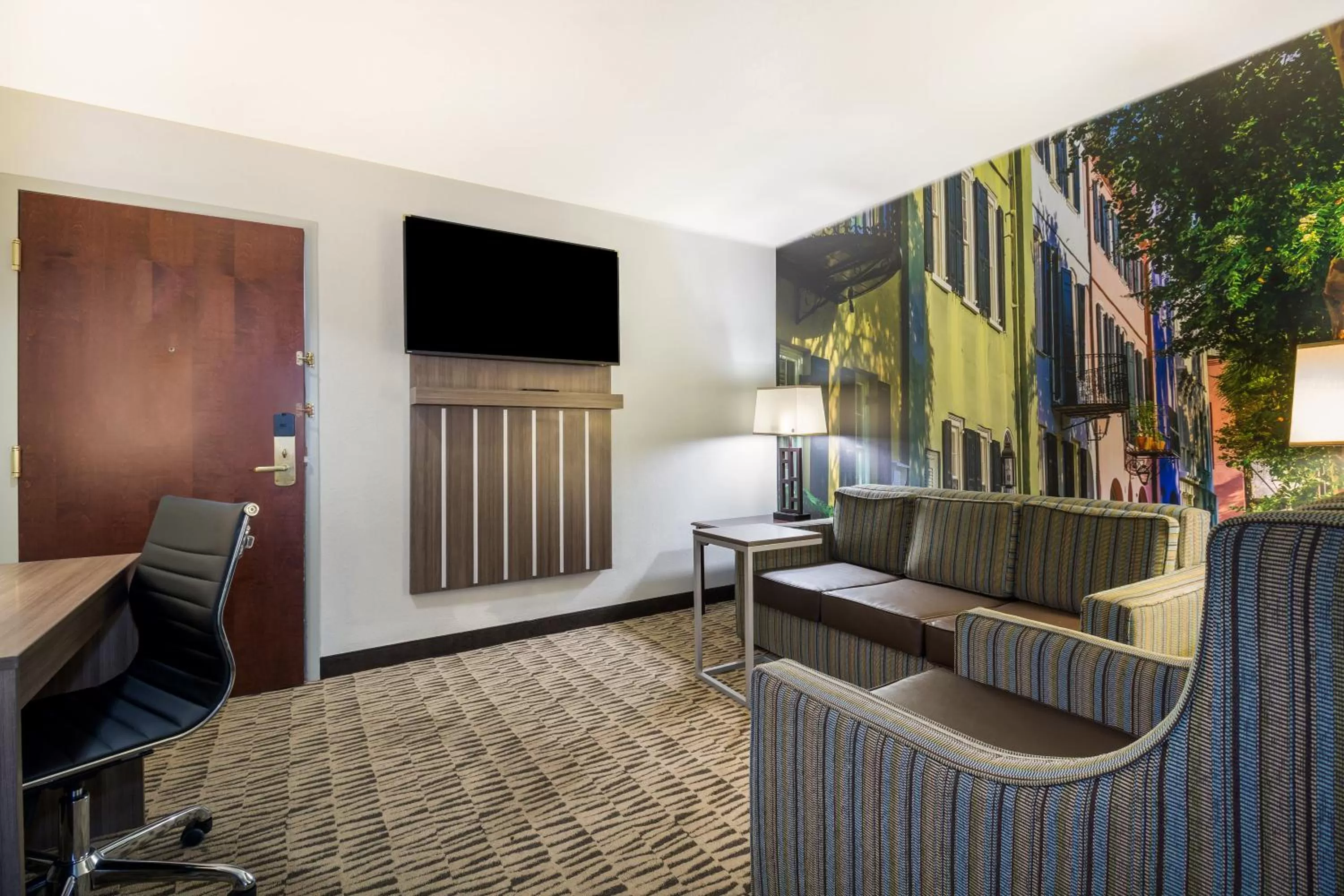 Living room in Clarion Pointe Charleston - West Ashley