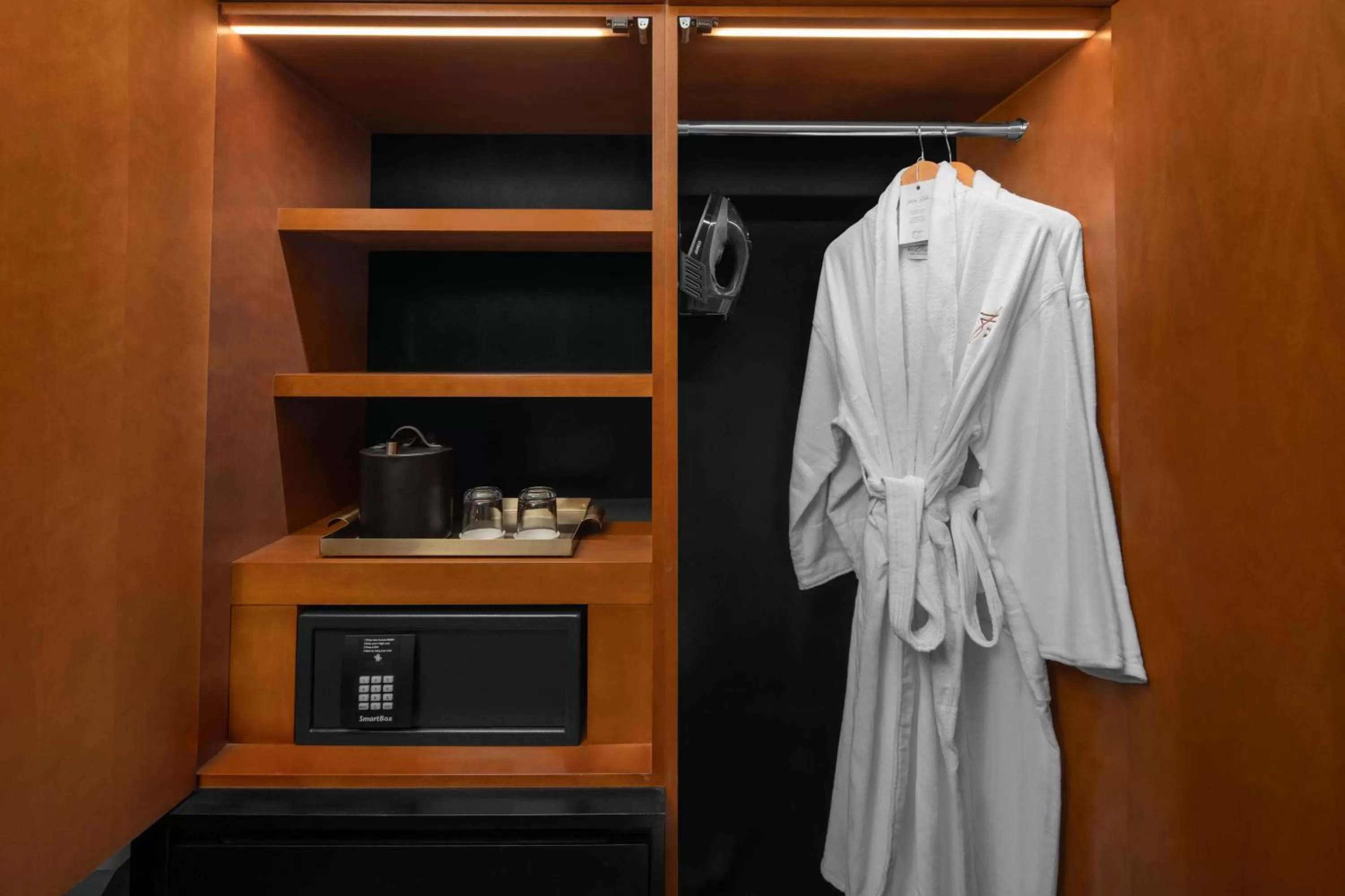 Photo of the whole room in Hotel Fraye Nashville, Curio Collection By Hilton