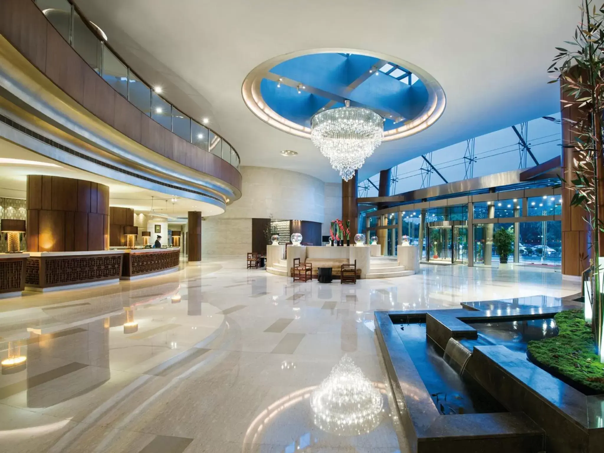 Lobby or reception in Grand Millennium Shanghai HongQiao
