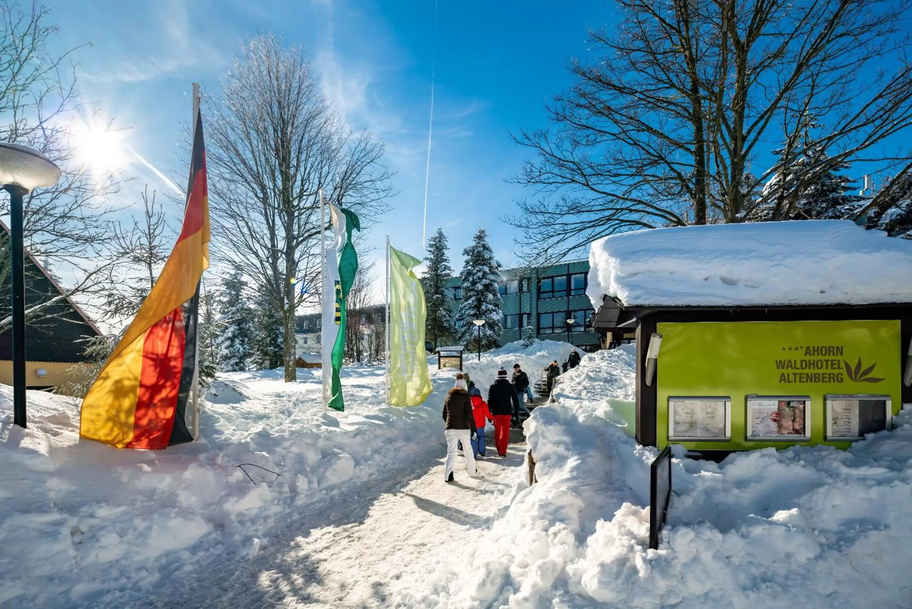 Facade/entrance, Winter in AHORN Waldhotel Altenberg