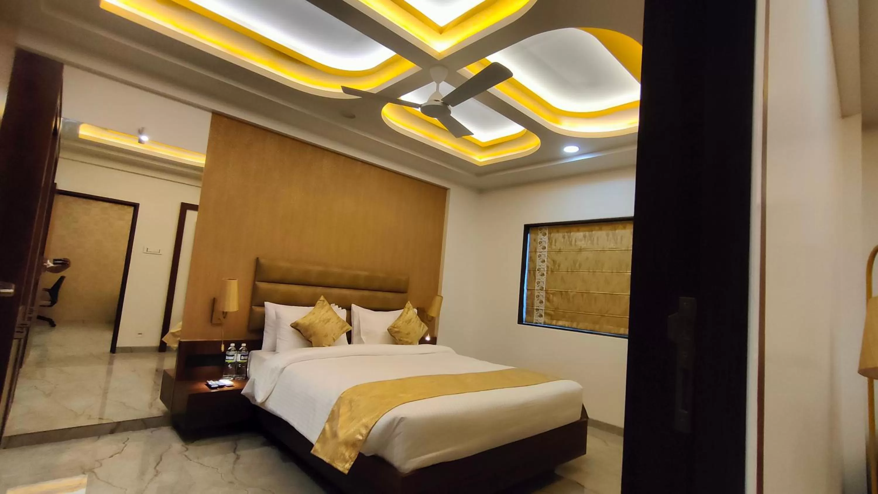 Bed in Four Petals Executive by LHMS