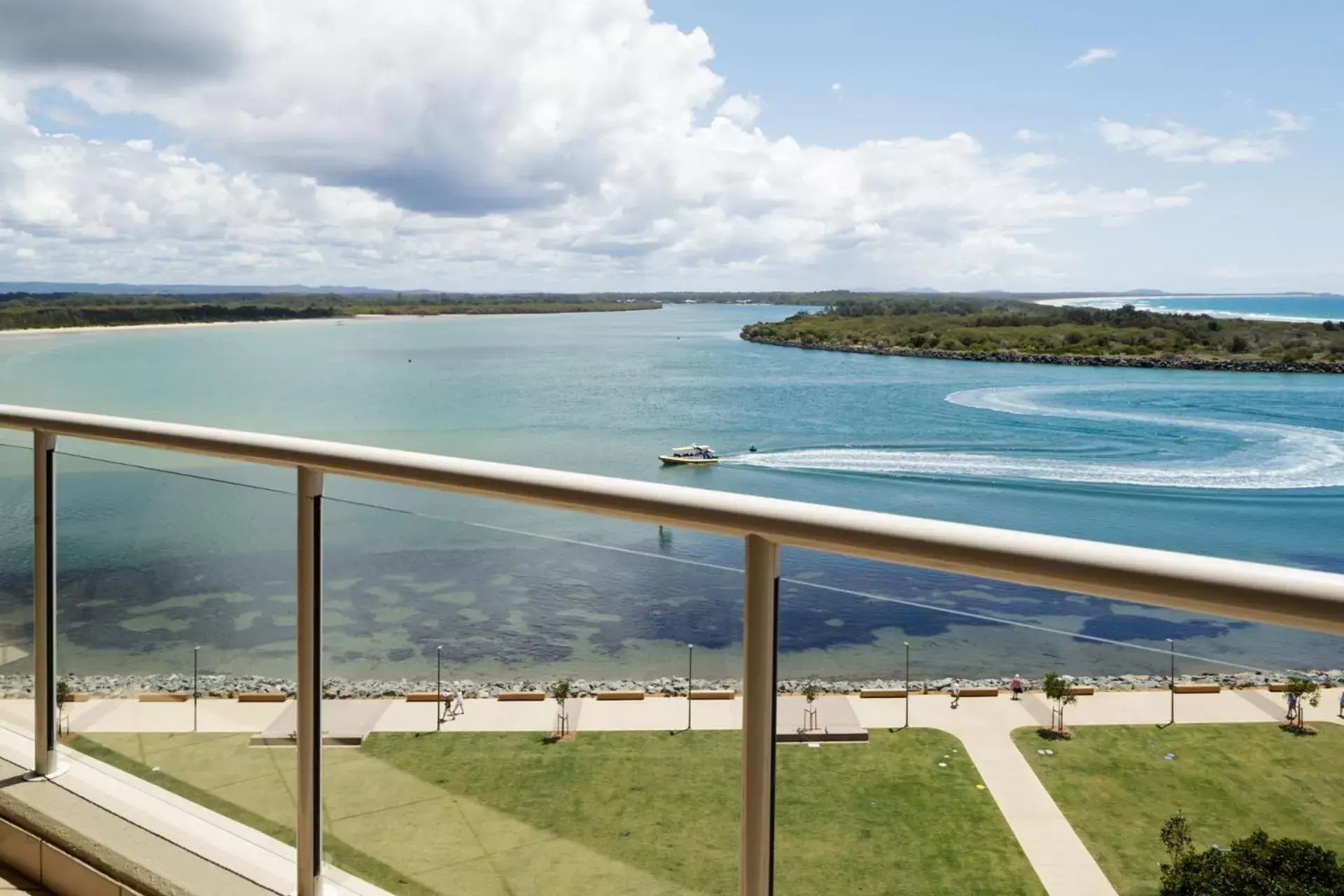 Balcony/Terrace, Sea View in Rydges Hotel Port Macquarie