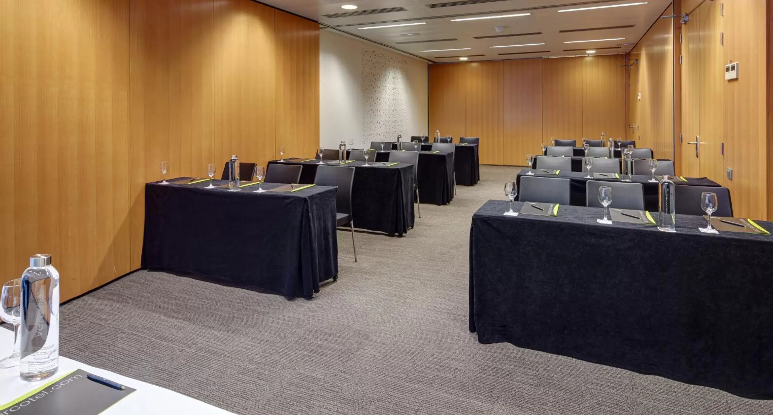Meeting/conference room in Sercotel Hotel Rosellon