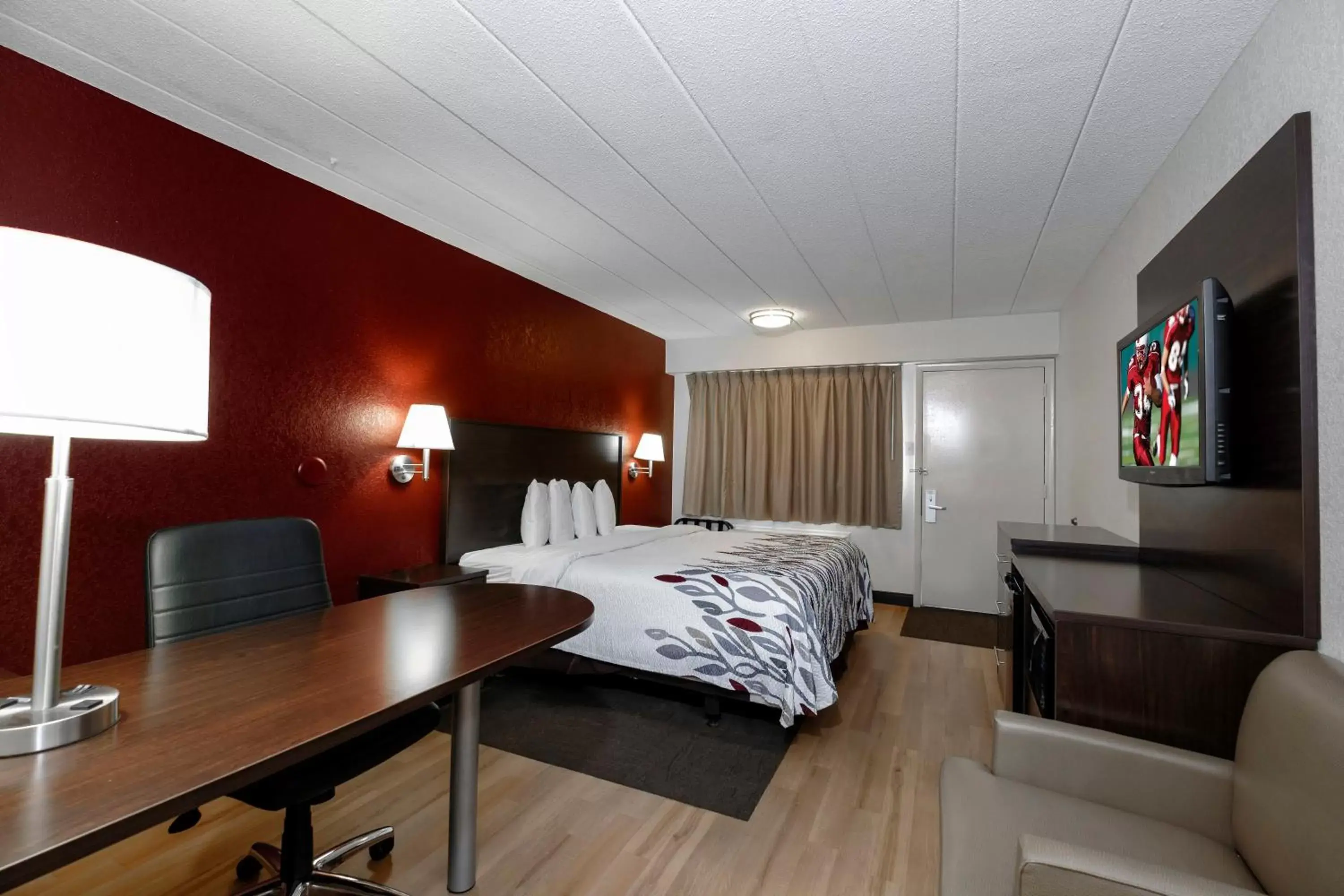 Photo of the whole room in Red Roof Inn Danville, PA