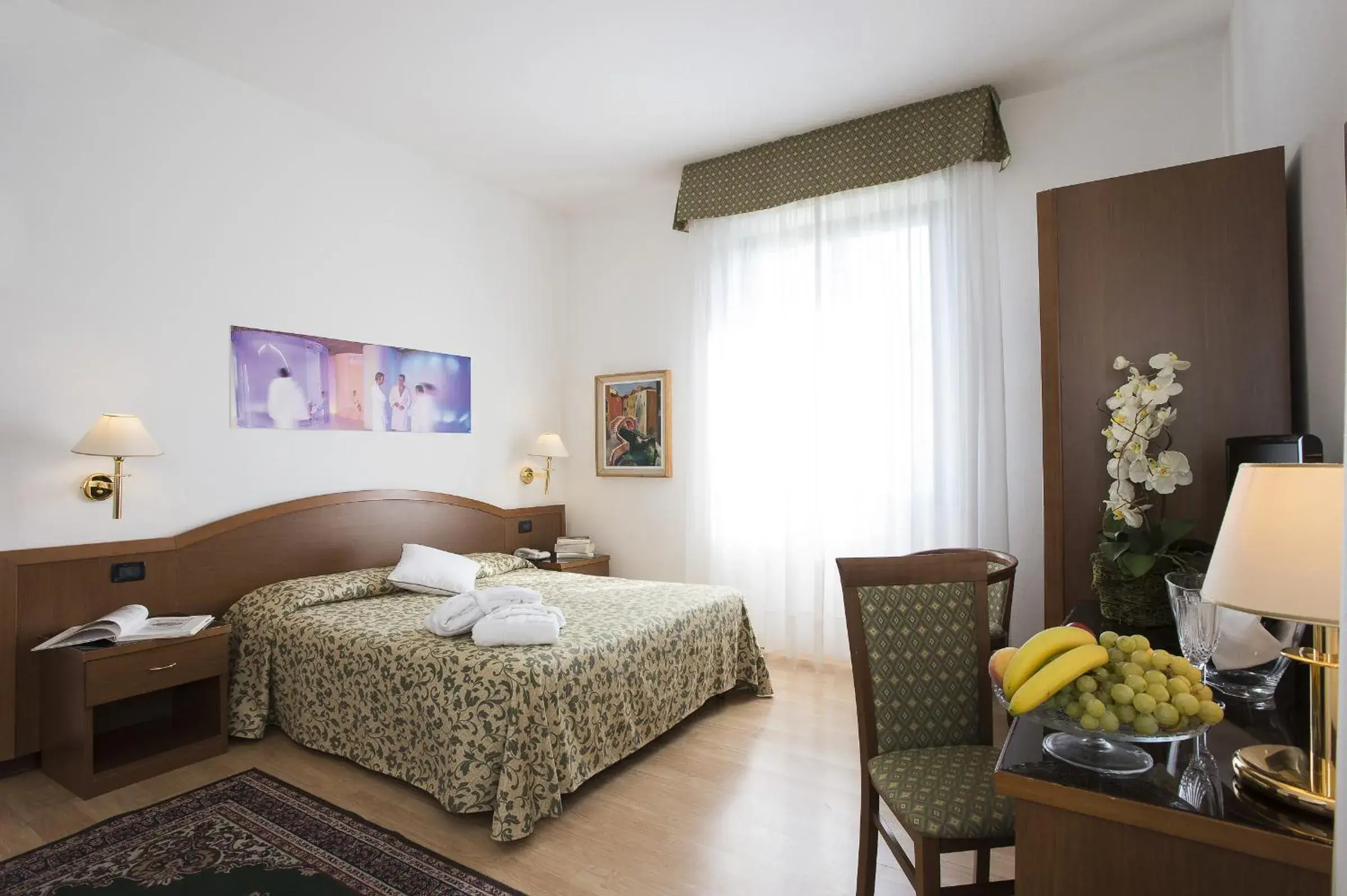 Bedroom, Bed in Hotel Angiolino