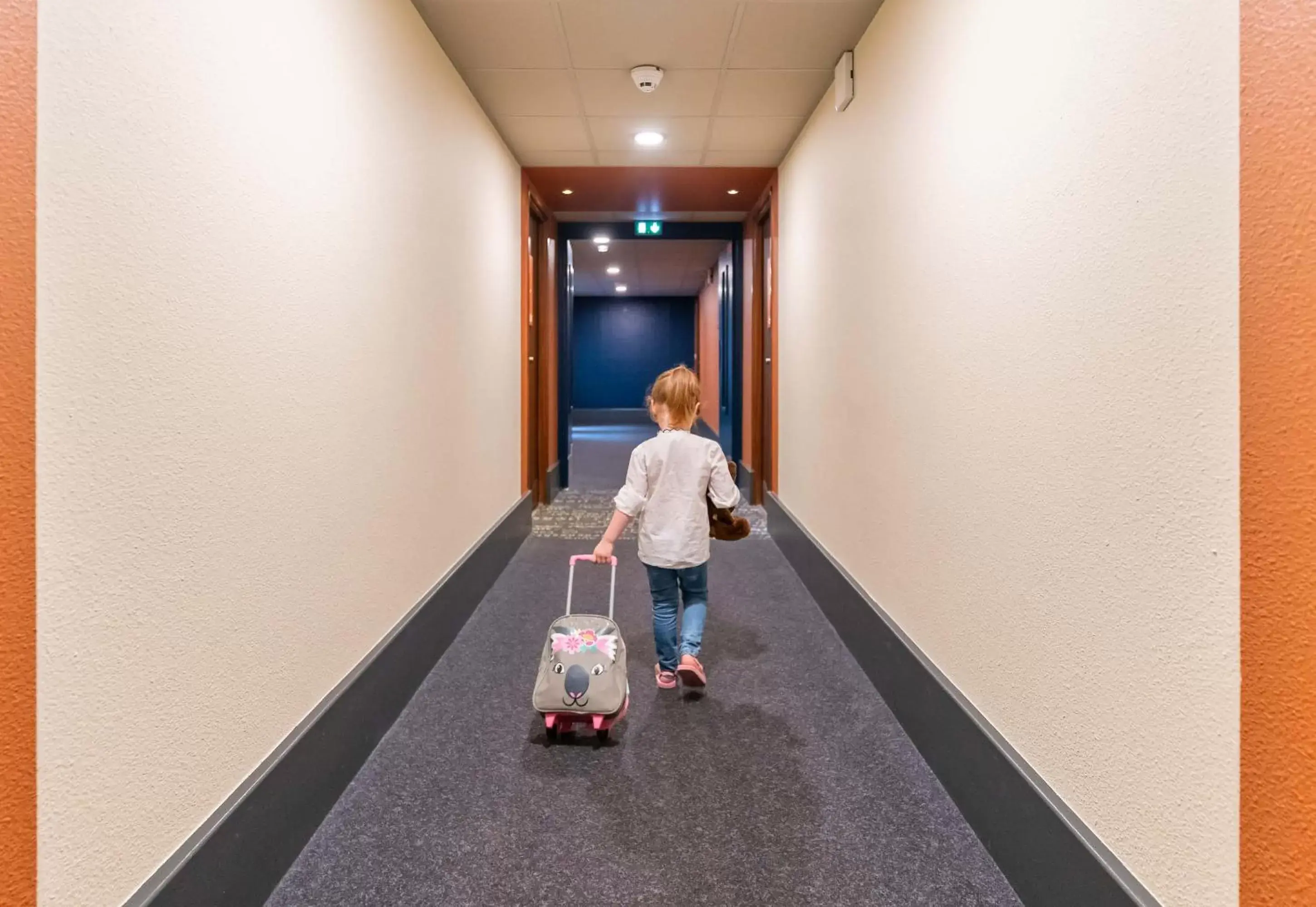 children in B&B HOTEL Lyon Nord 4 étoiles