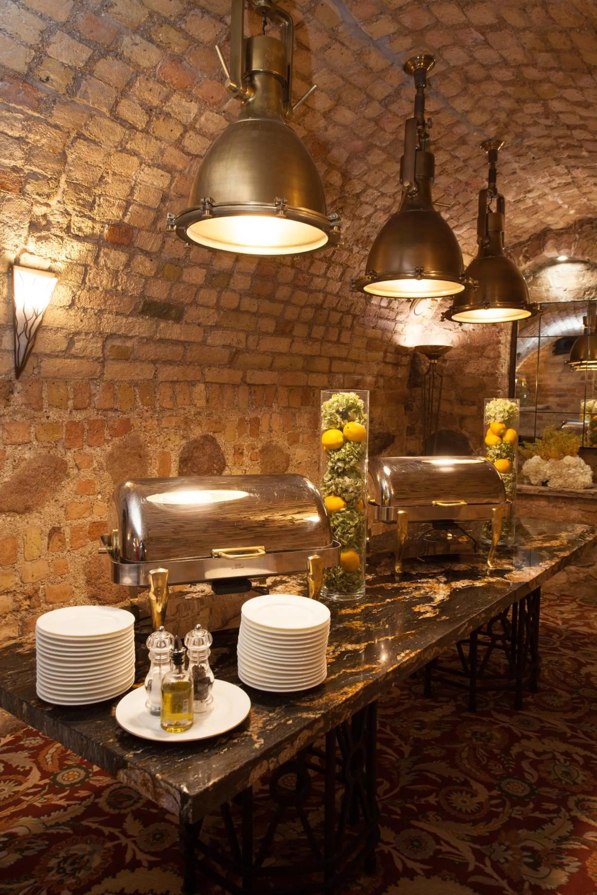 Restaurant/places to eat in NARUTIS Hotel - Small Luxury Hotels of The World