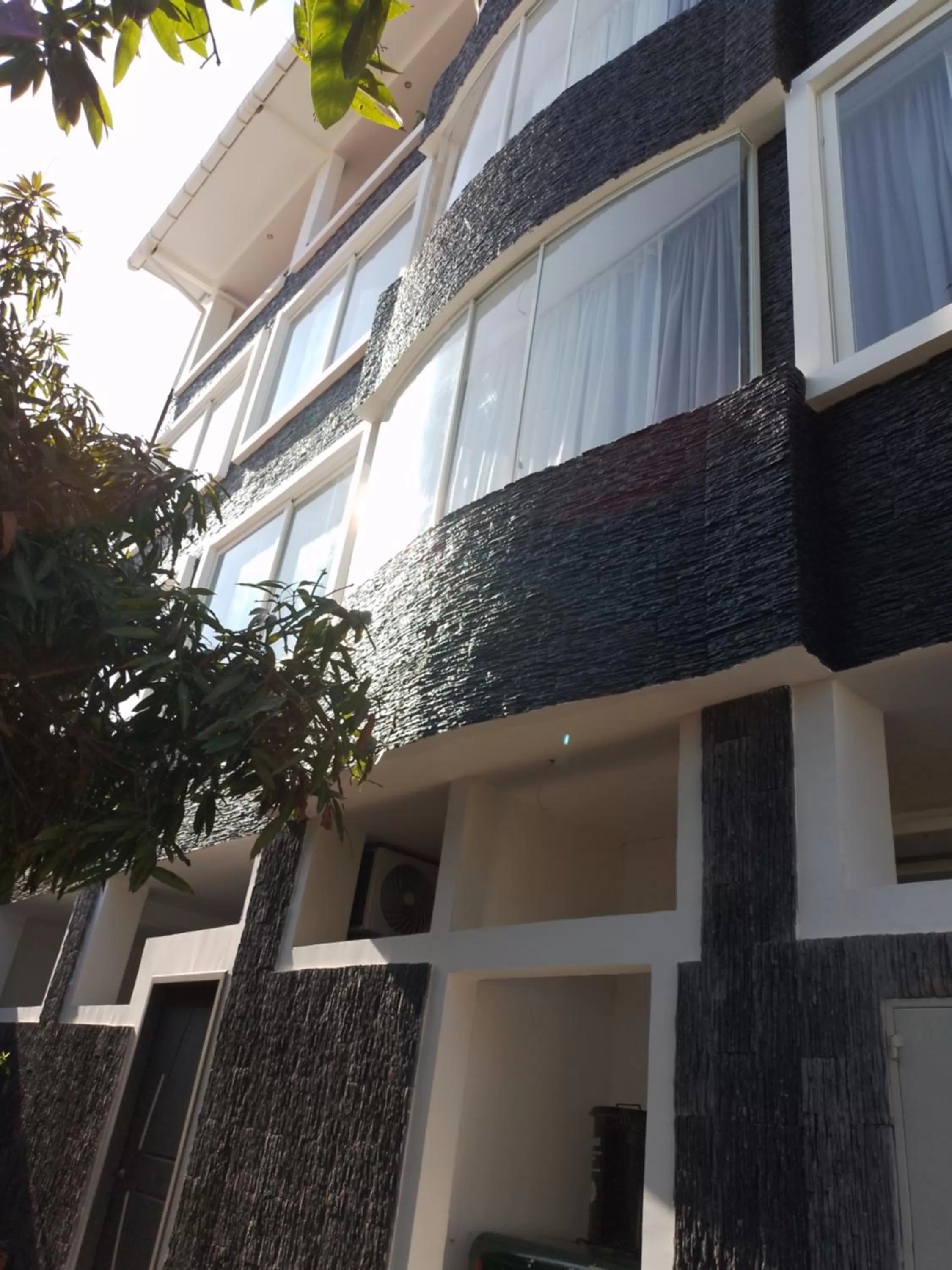 Property building in Patty House Galapagos