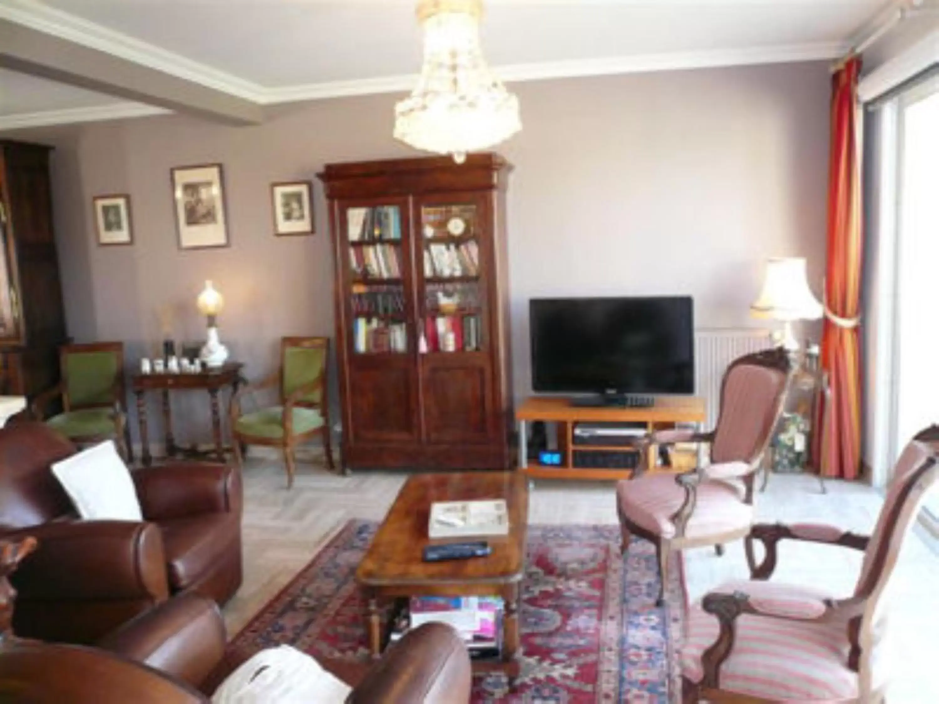 Communal lounge/ TV room, Seating Area in Le Clos du Pont Martin