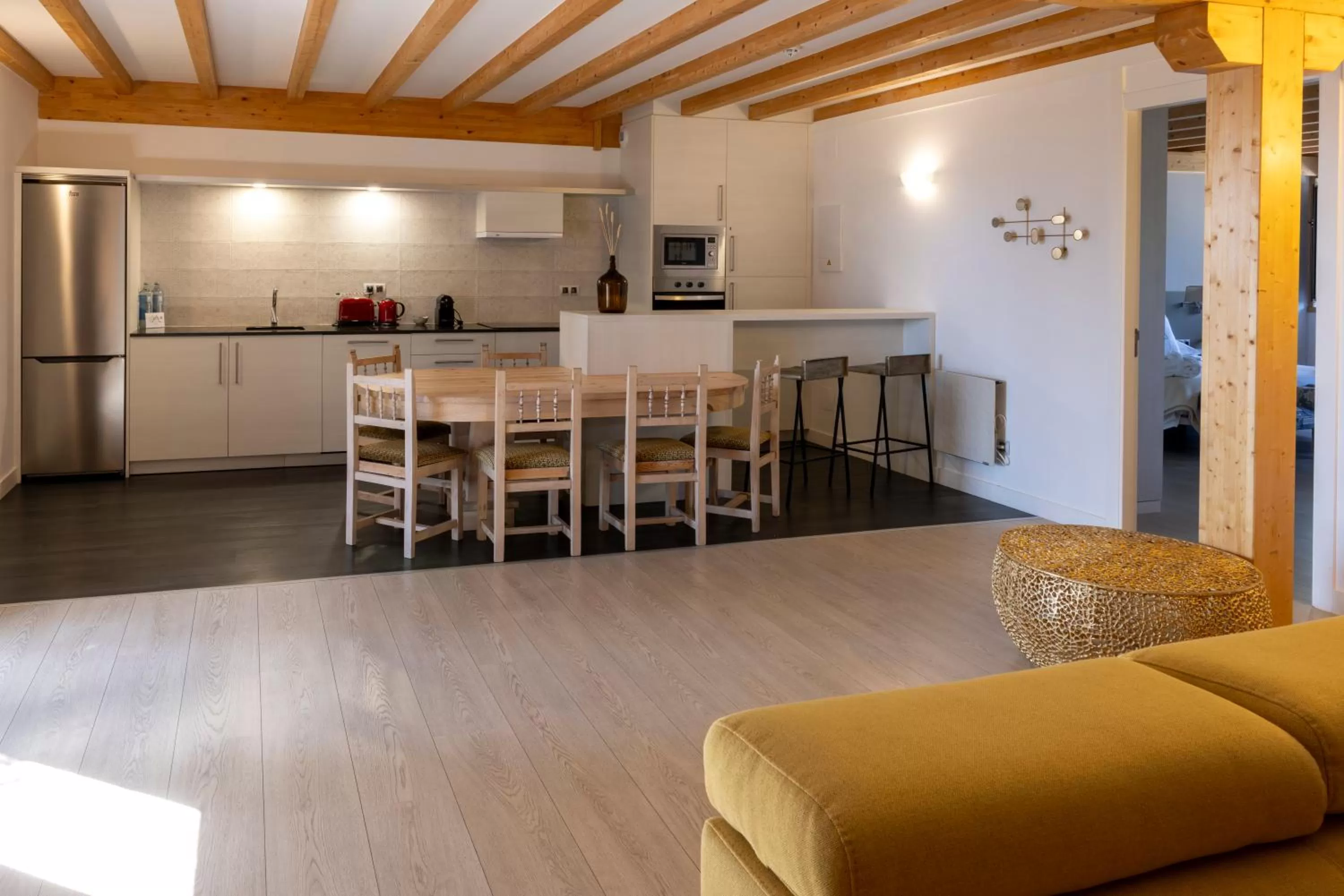 Dining Area in The Rock Suites & Spa