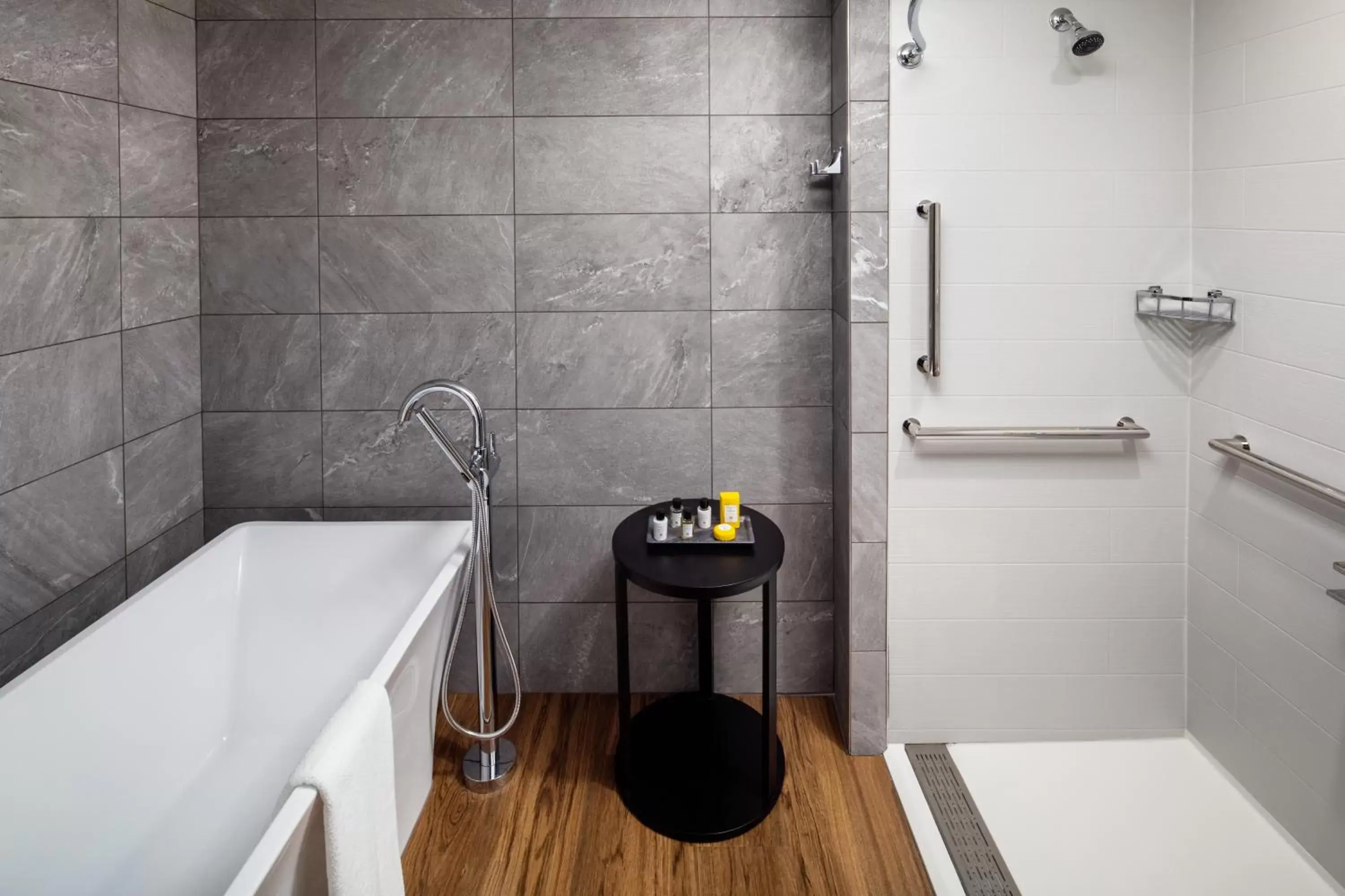 Bathroom in Saranac Waterfront Lodge