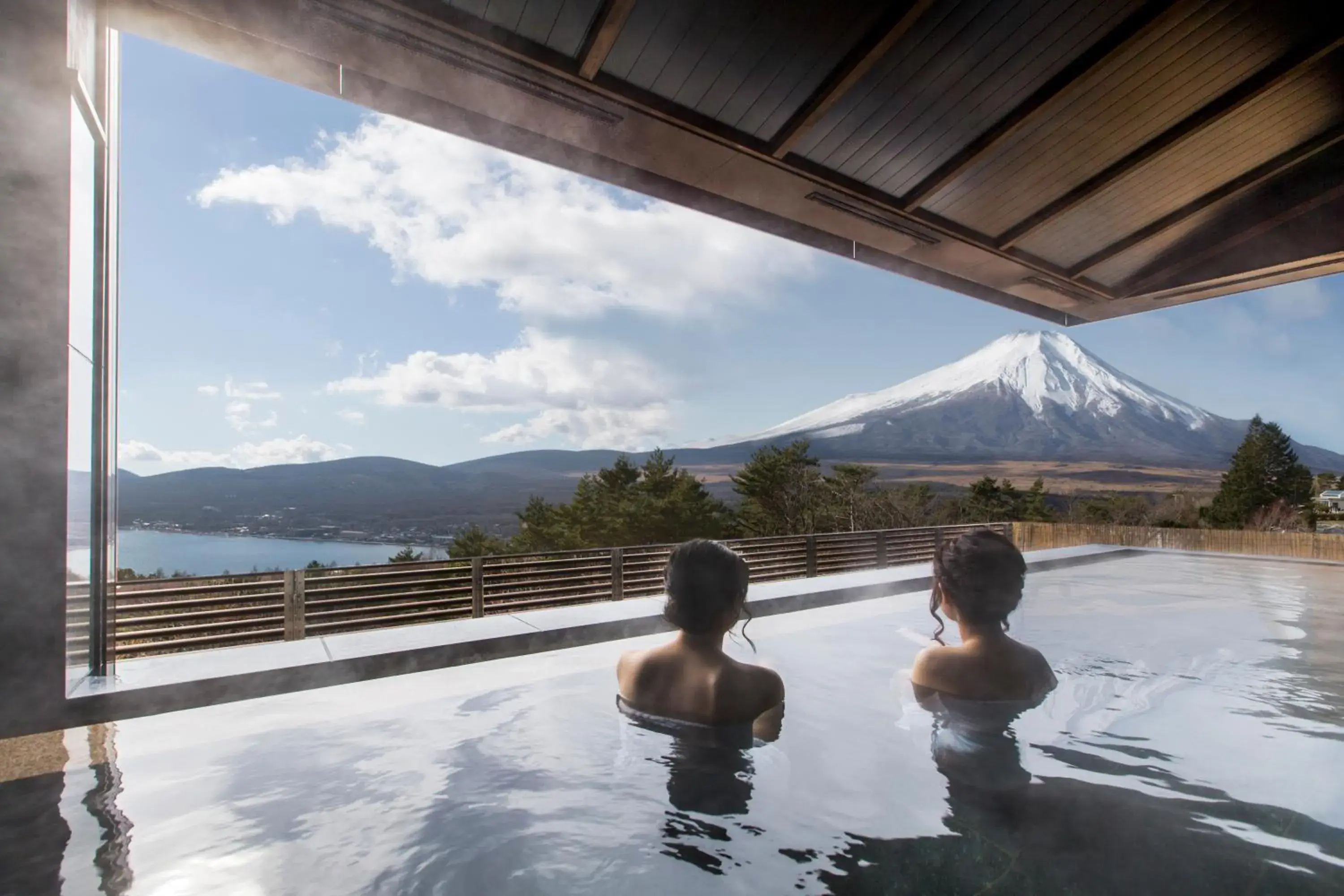 Hot Spring Bath, Swimming Pool in Hotel Mt.Fuji