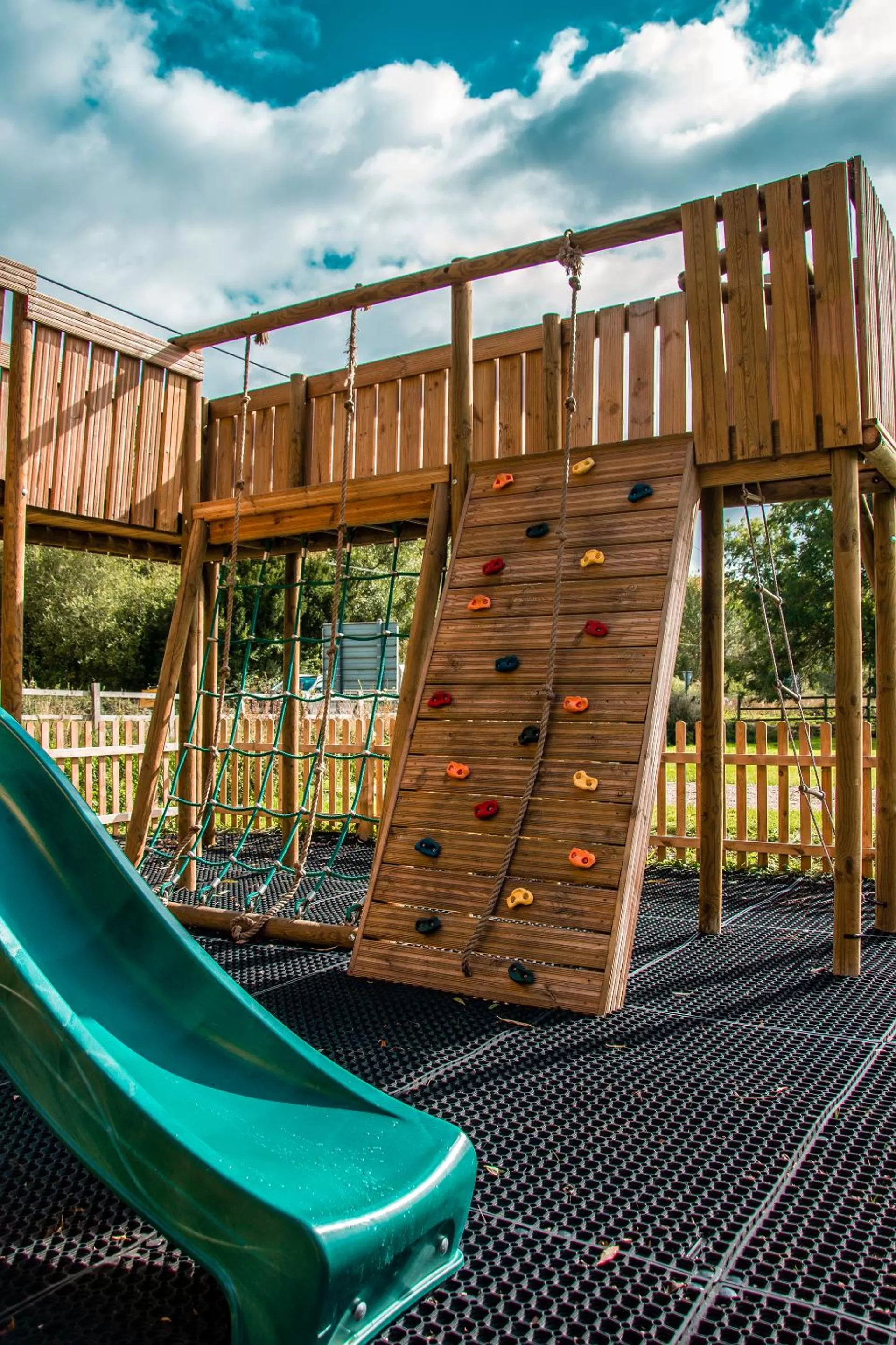 Children play ground in The George Inn