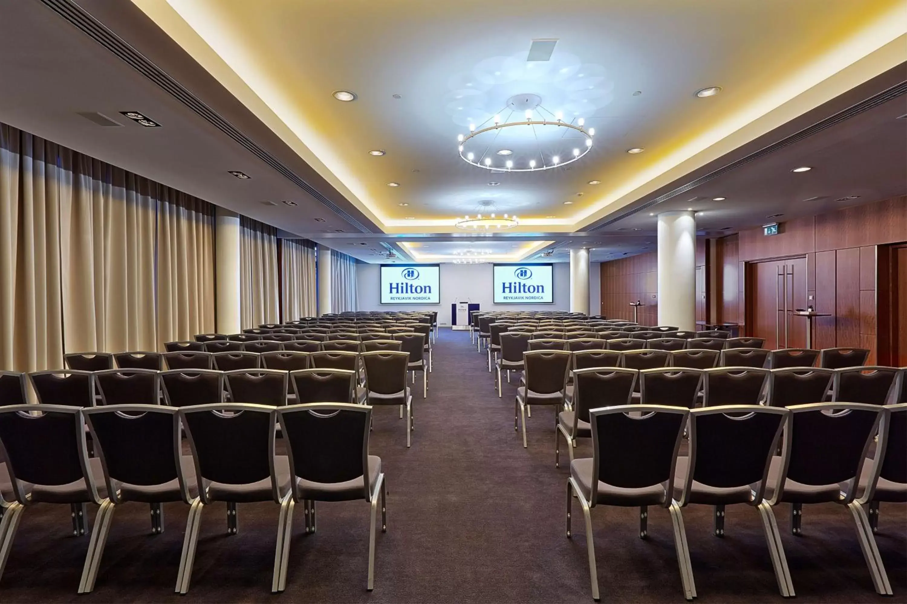 Meeting/conference room in Hilton Reykjavik Nordica