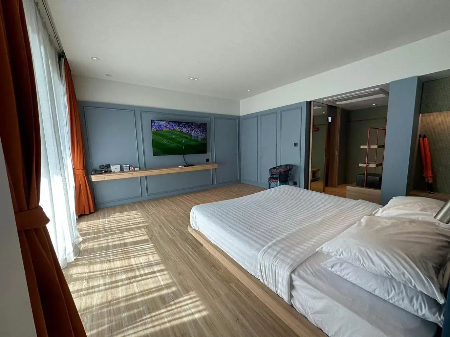 TV and multimedia, Bed in Banlansuan Resort SHA Plus