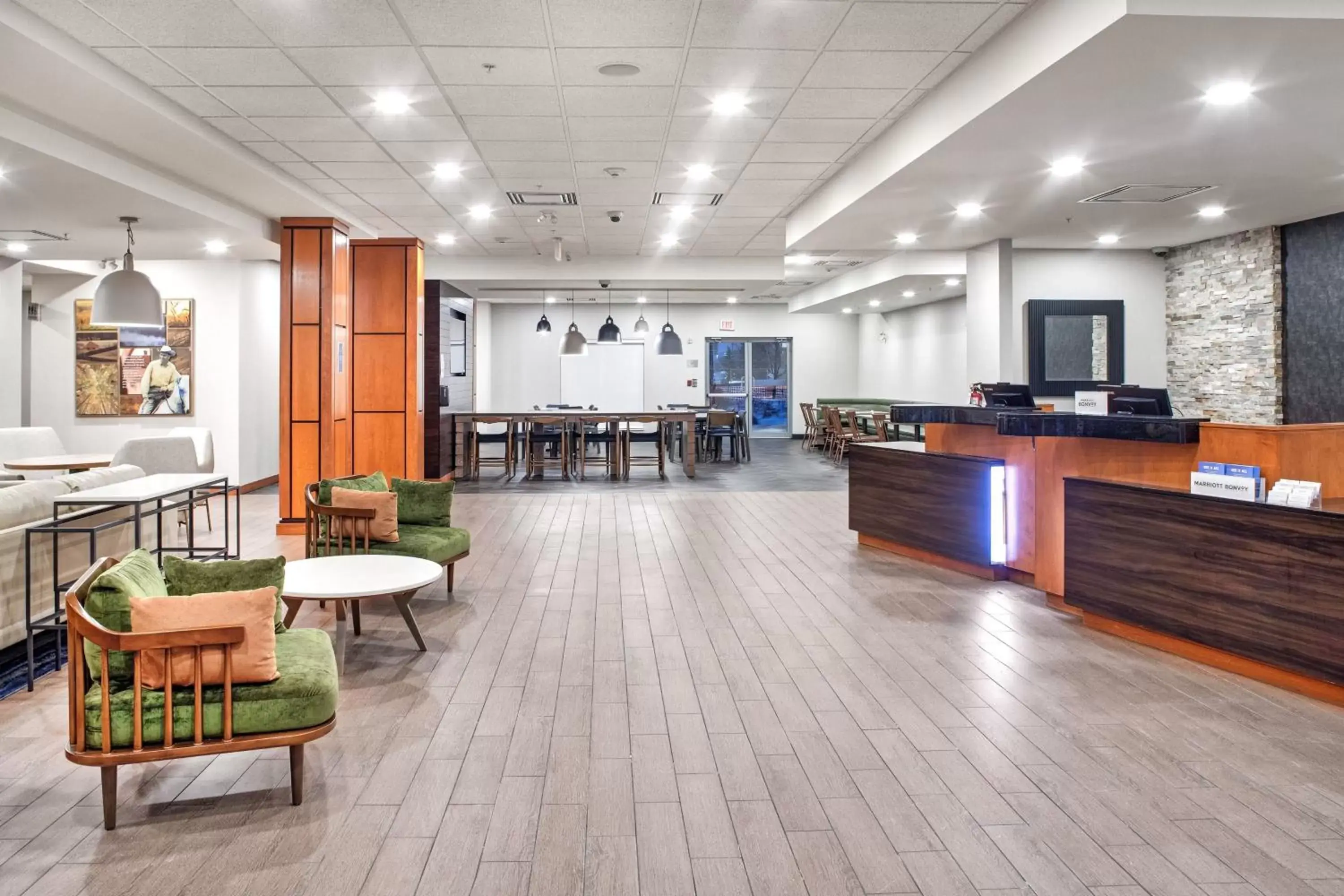 Lobby or reception, Restaurant/Places to Eat in Fairfield Inn & Suites by Marriott Toronto Mississauga