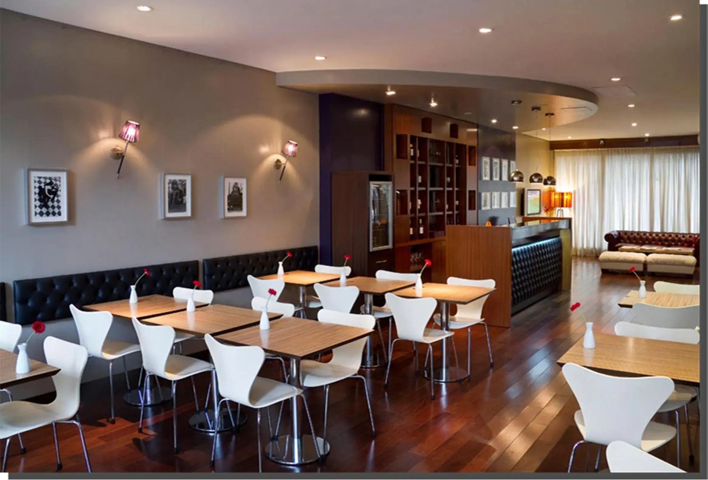 Lounge or bar, Restaurant/Places to Eat in Palermo Suites Buenos Aires Apartments