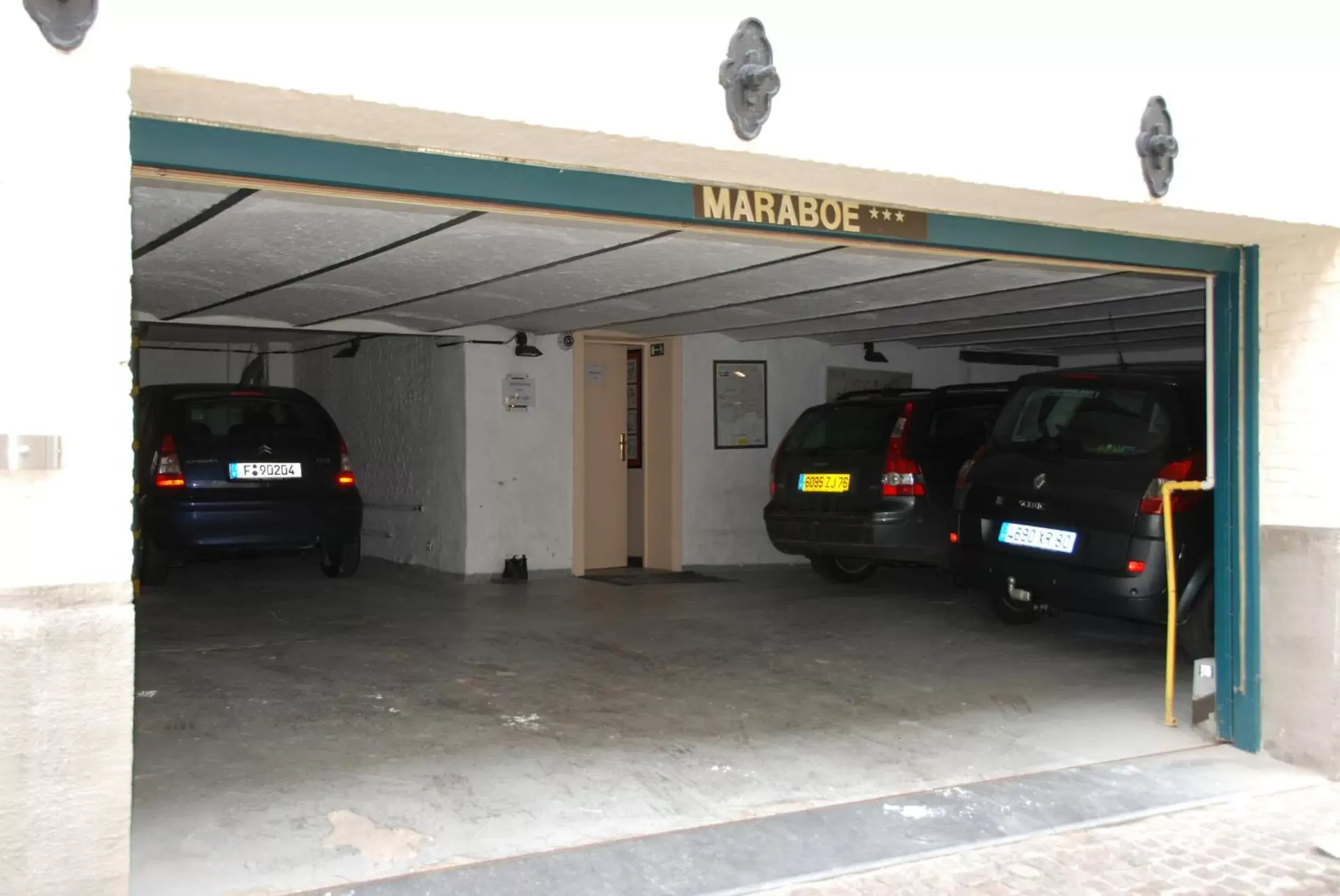 Parking in Hotel Maraboe