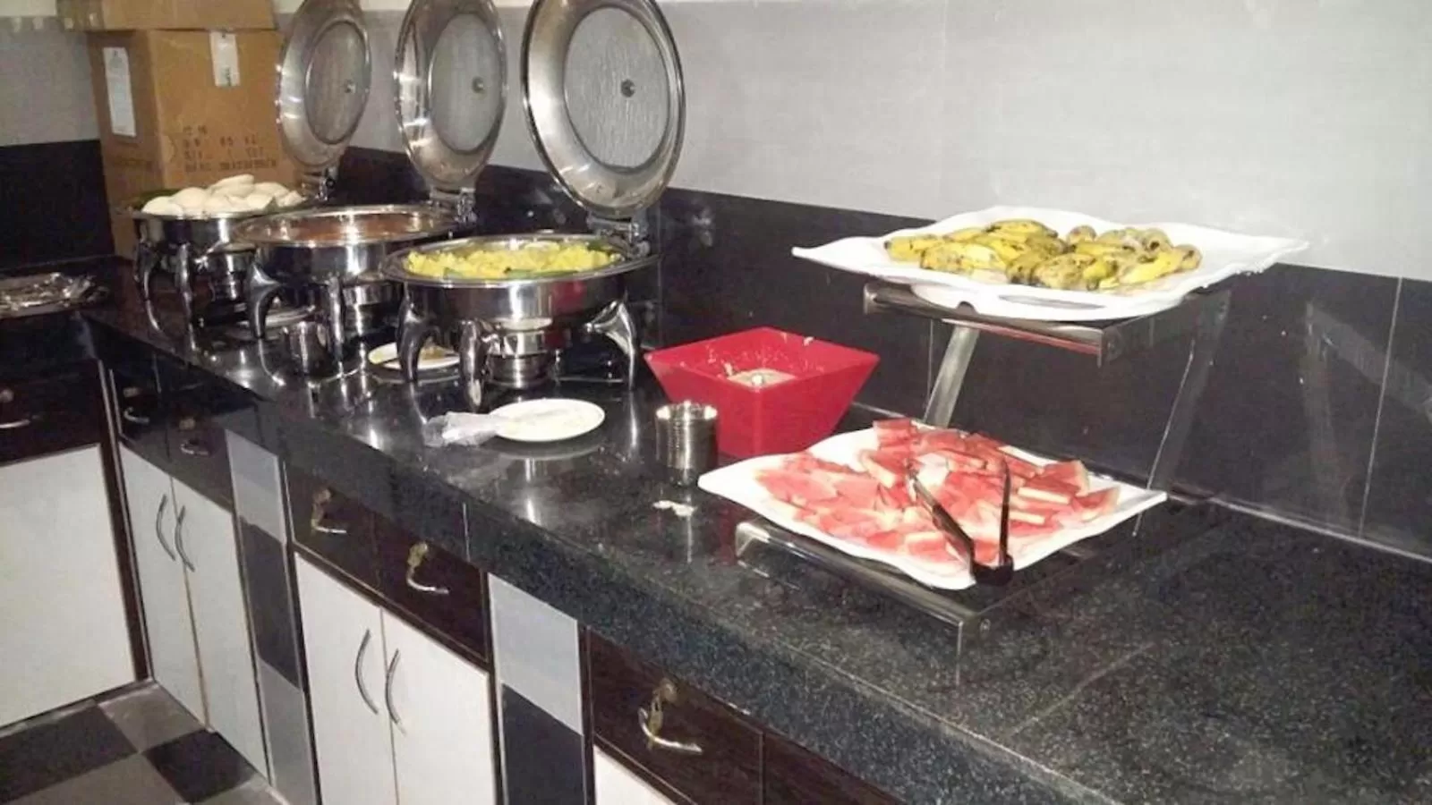 Food and drinks in Hotel Ashlesh Manipal