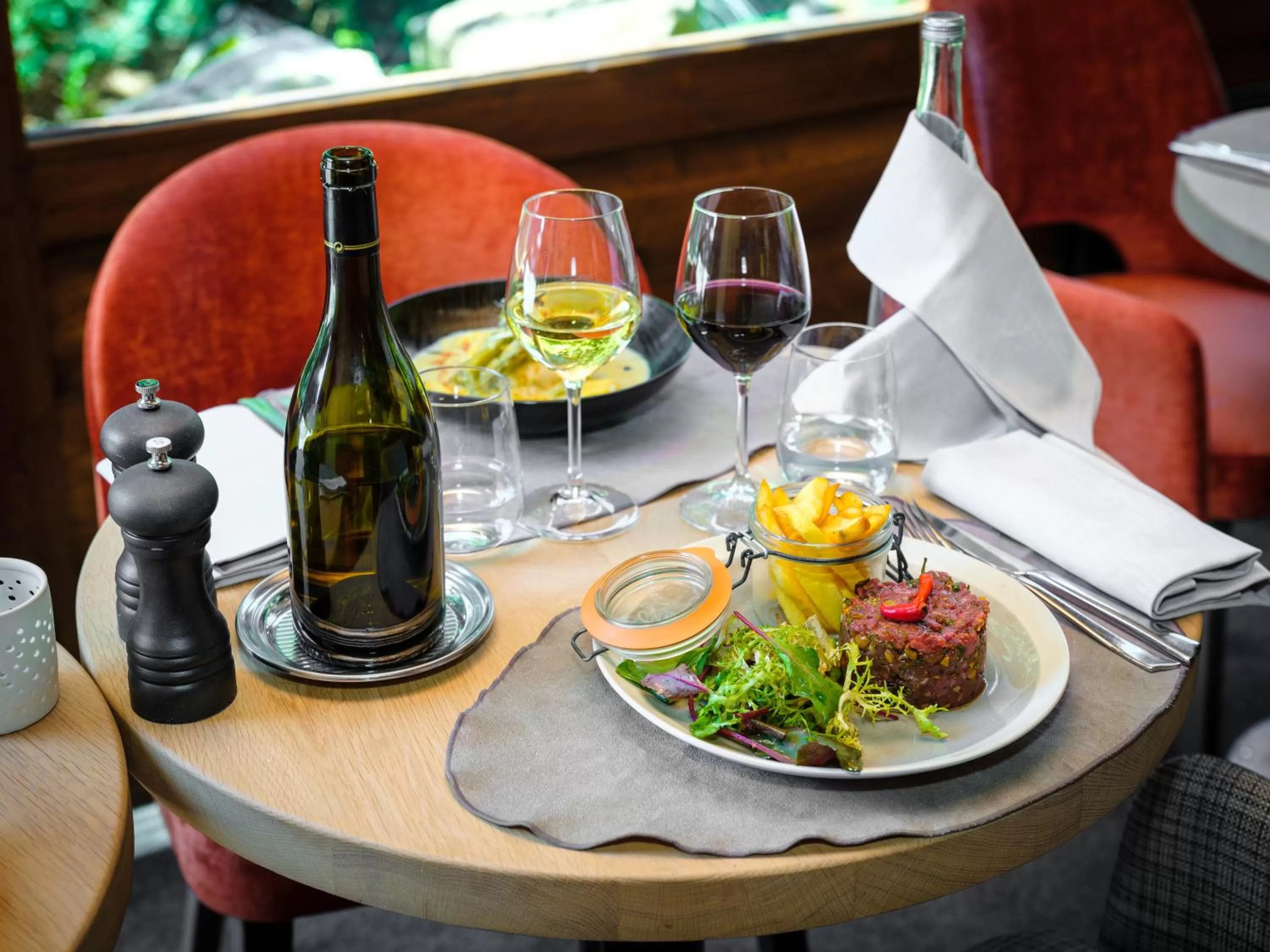 Restaurant/places to eat in Les Loges Blanches Megève