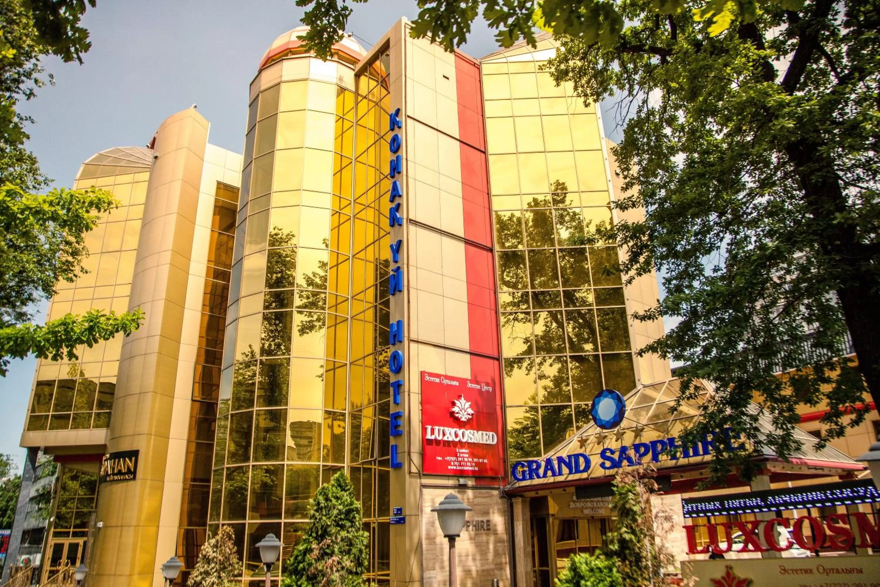 Property building in Grand Sapphire Hotel
