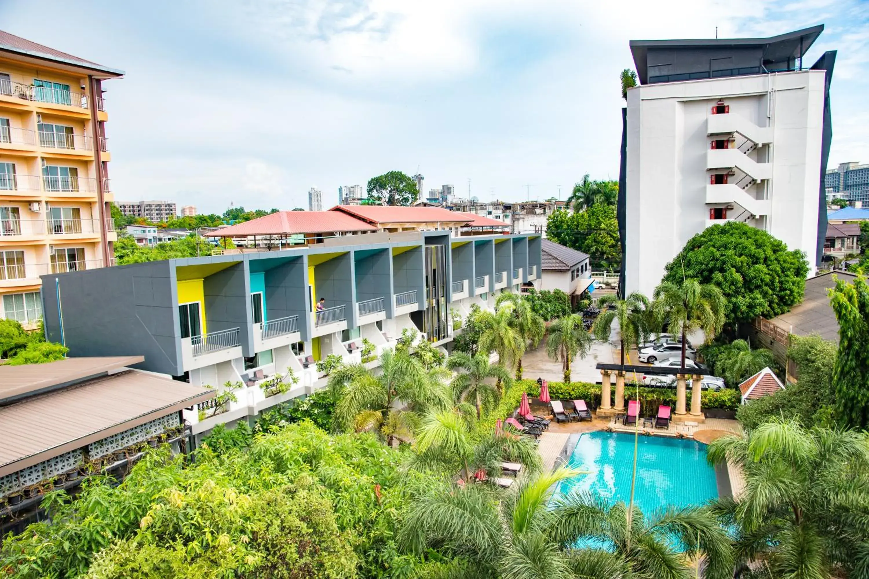 Property building, Pool View in Lantana Pattaya Hotel (SHA Extra Plus)