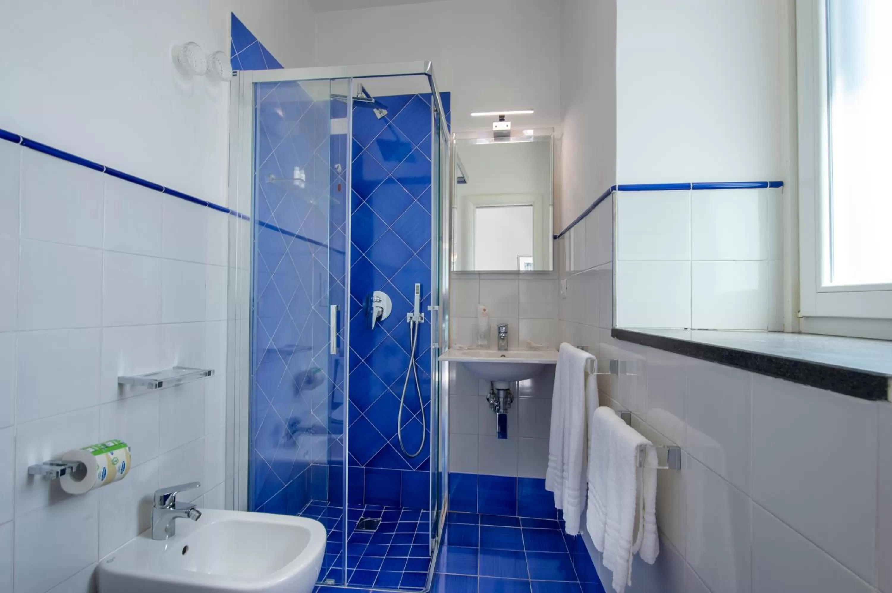 Bathroom in Villa Foglia Amalfi