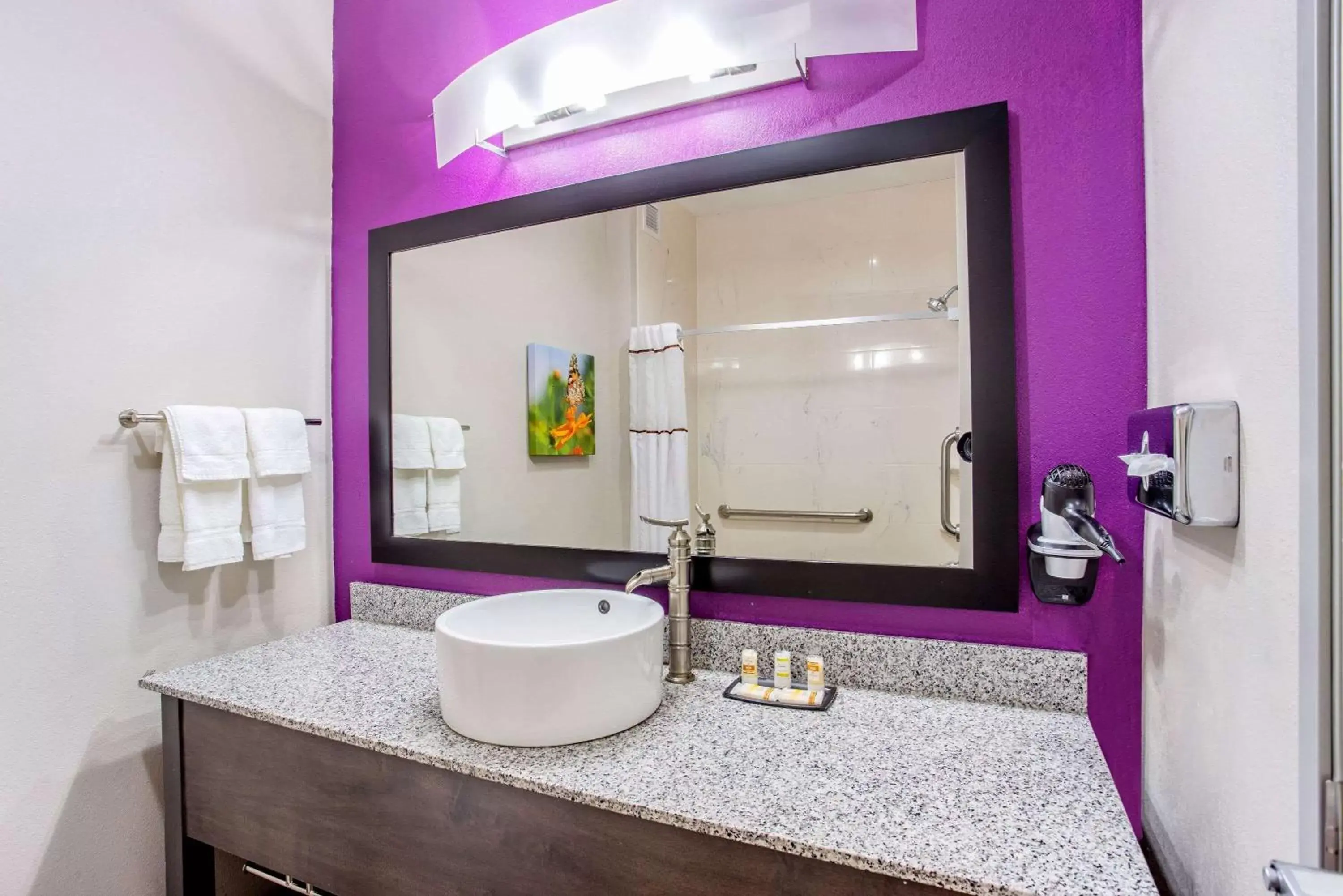 Bathroom in La Quinta by Wyndham Springfield IL