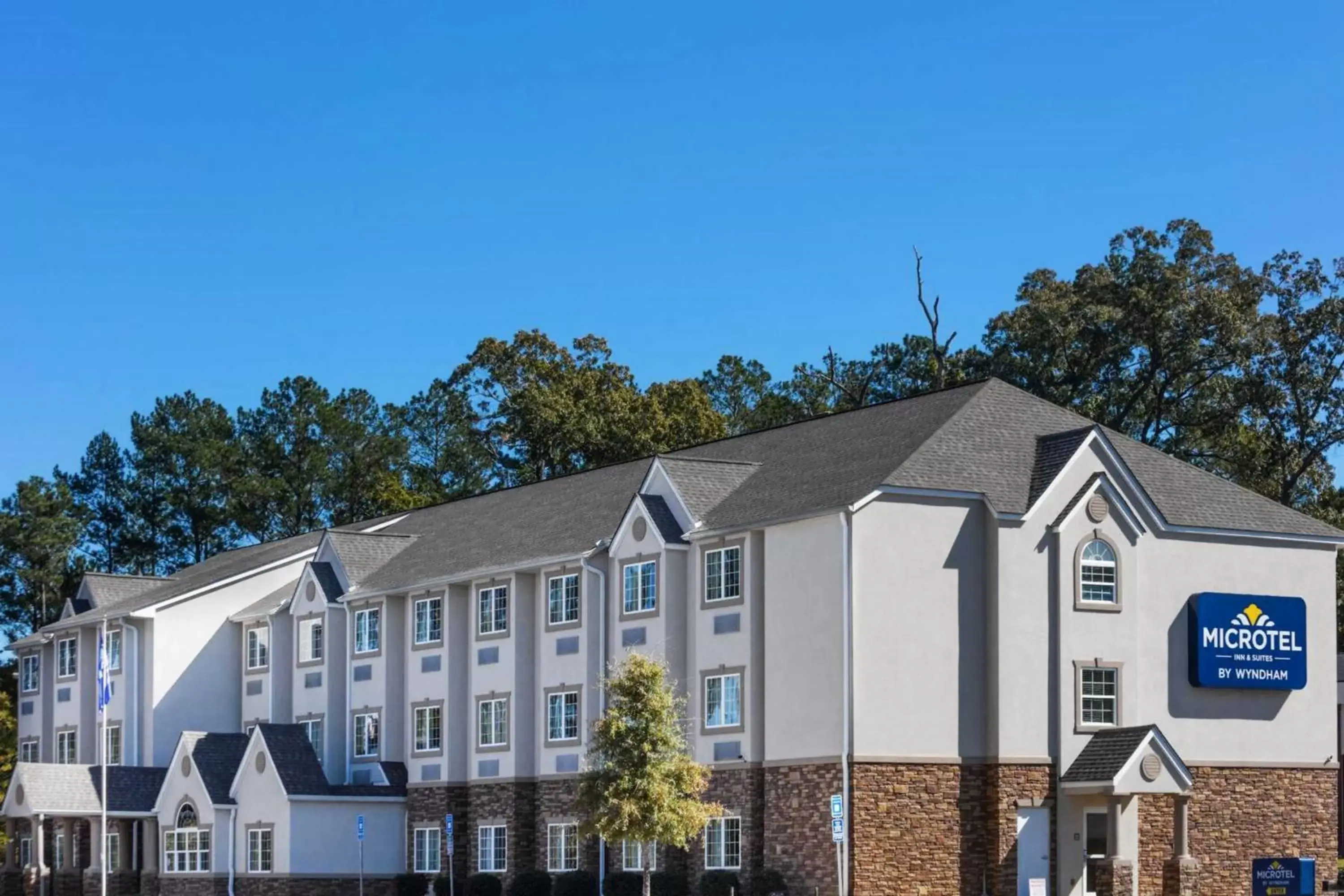 Facade/entrance, Property Building in Microtel Inn & Suites by Wyndham Macon
