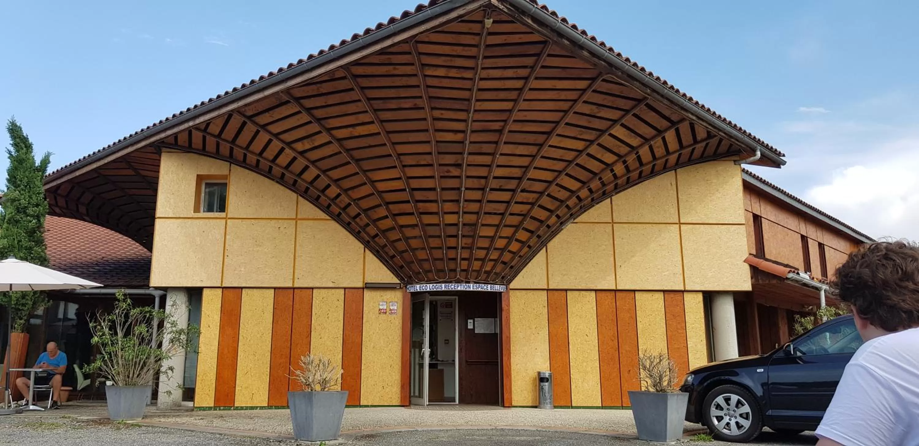 Facade/entrance in Hôtel Eco Logis Espace Bellevue