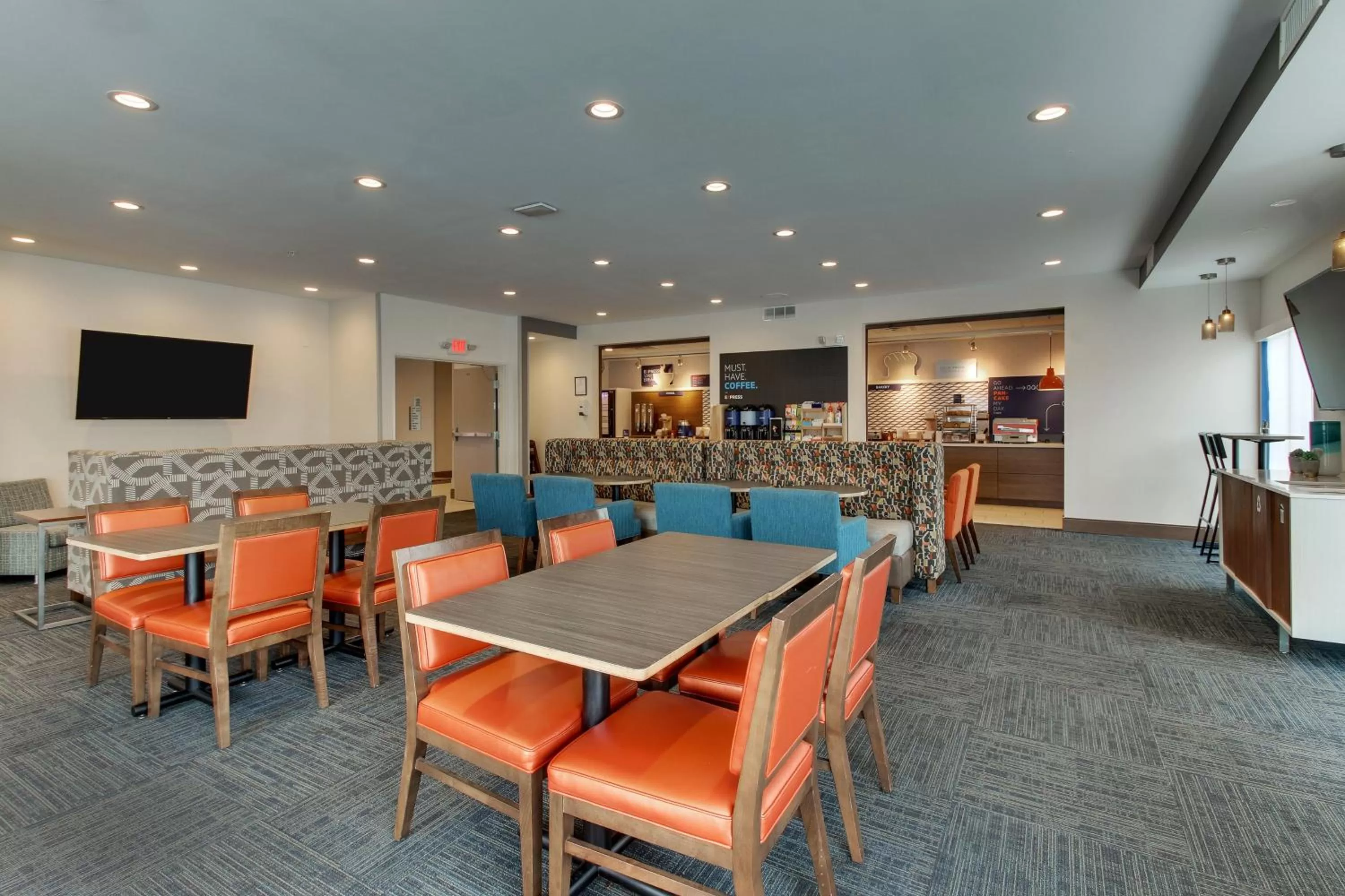 Breakfast in Holiday Inn Express & Suites Ithaca by IHG