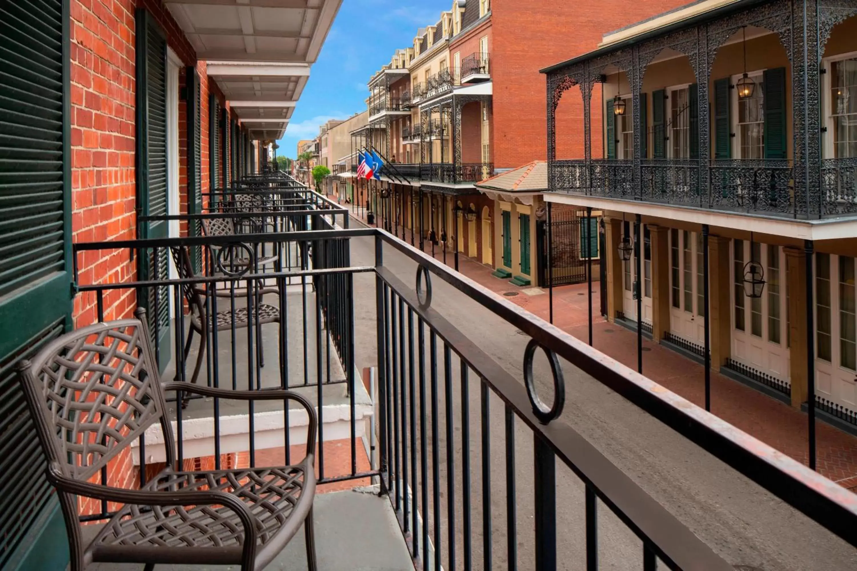 Photo of the whole room, Balcony/Terrace in Four Points by Sheraton French Quarter