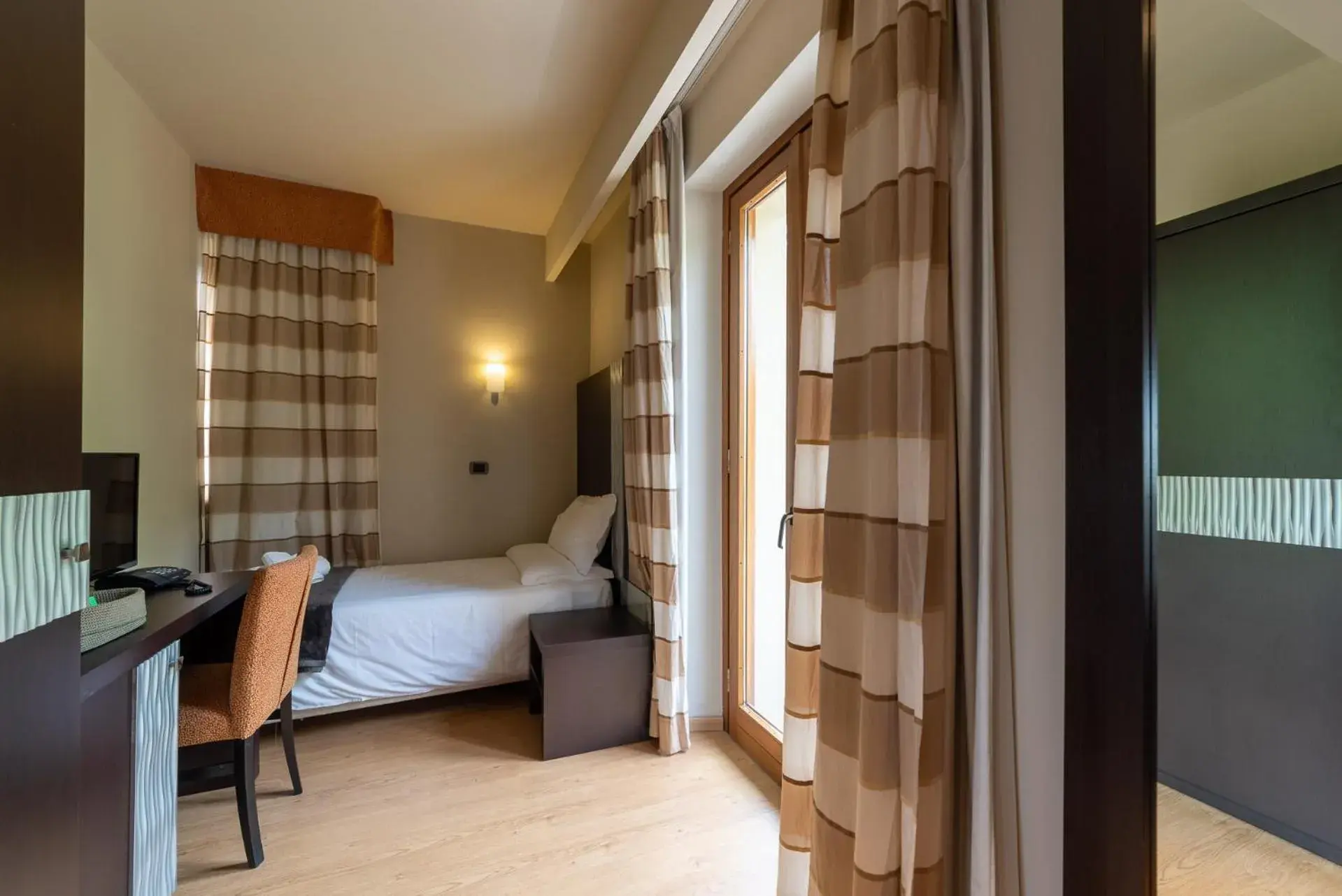 Bed in Hotel Ristorante San Carlo