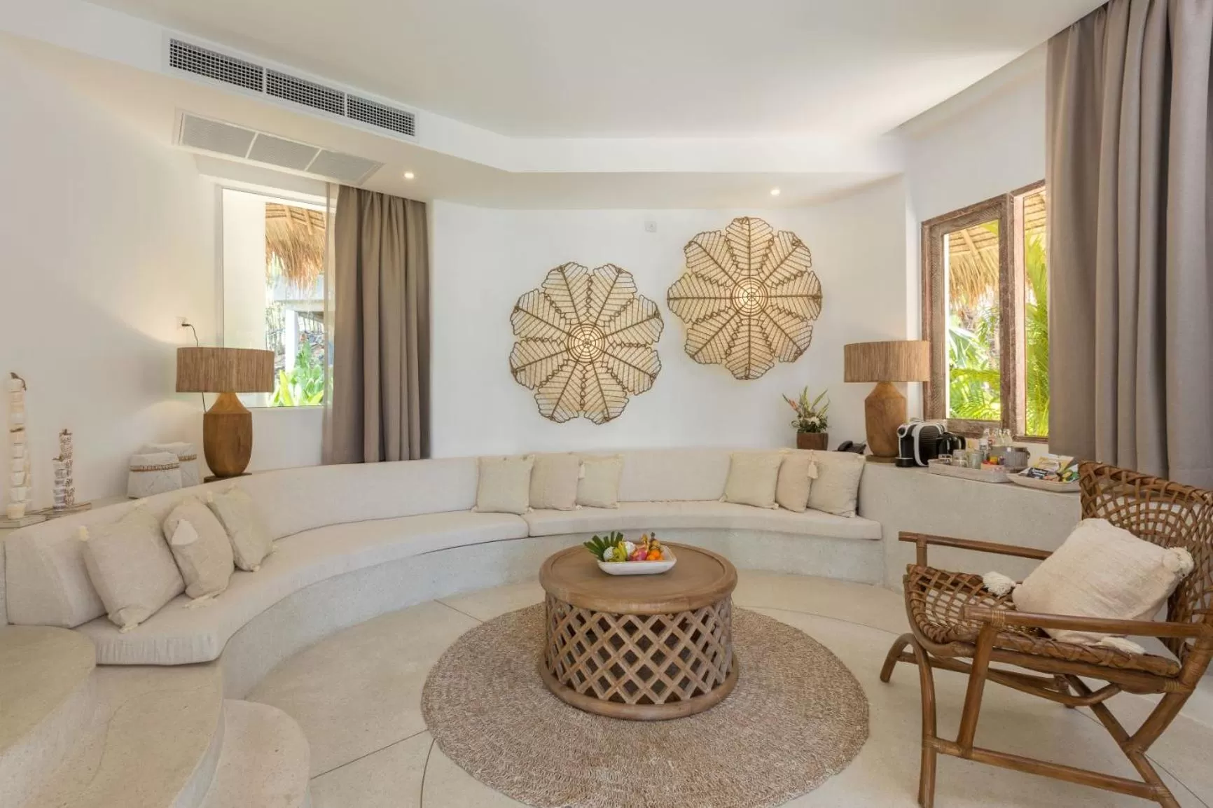 Living room in Eden Beach Khao Lak Resort & Spa