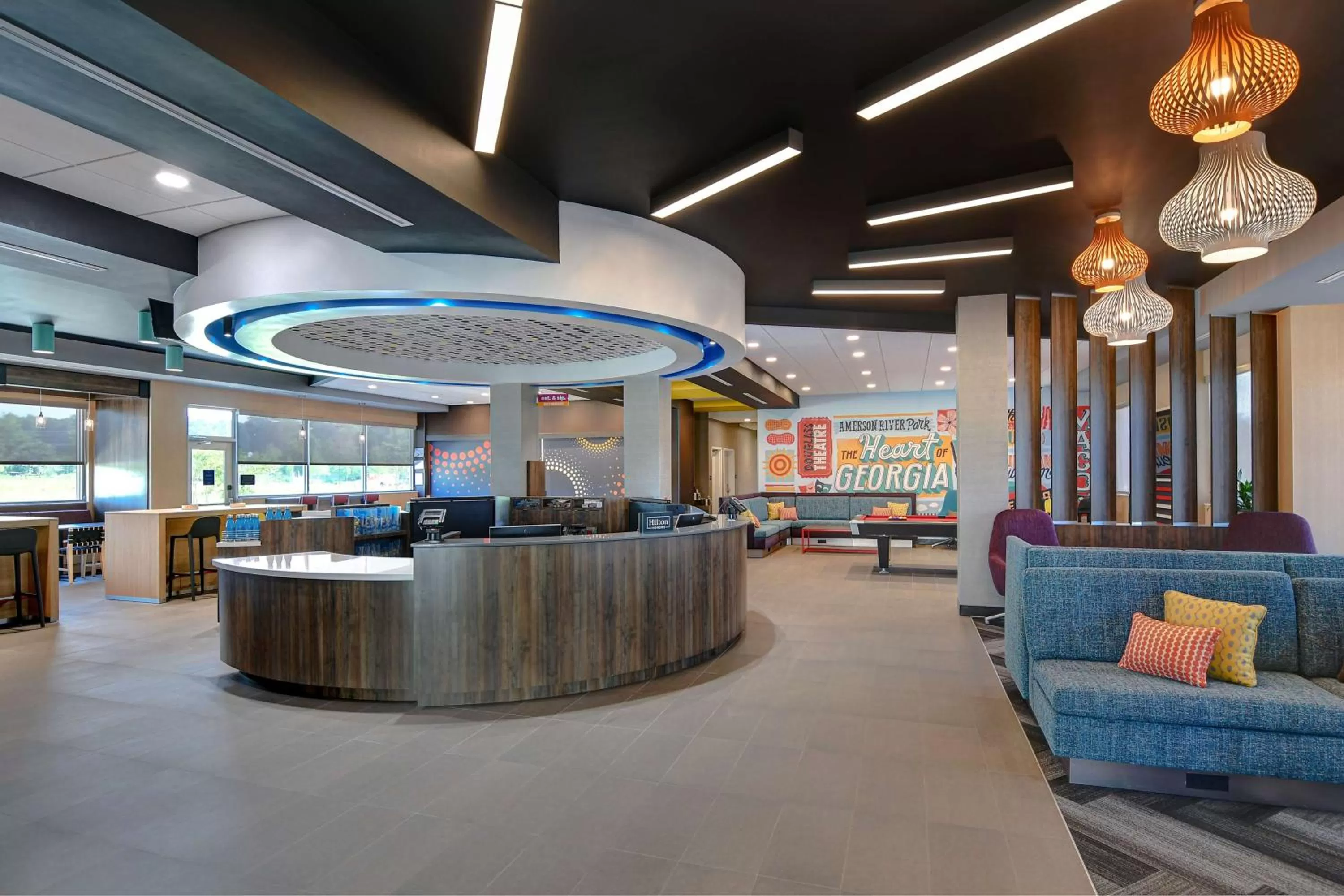 Lobby or reception in Tru By Hilton Macon North, Ga