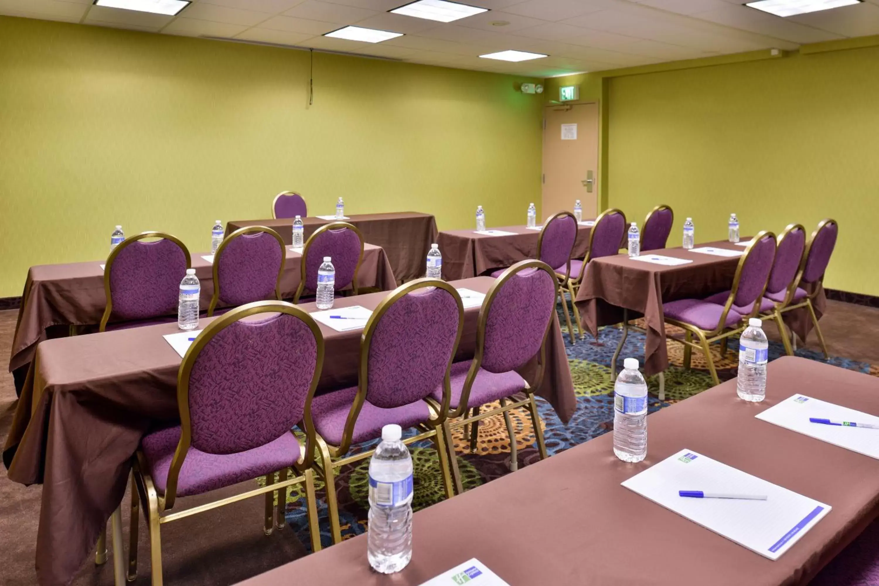 Meeting/conference room, Business Area/Conference Room in Holiday Inn Express Hunt Valley, an IHG Hotel