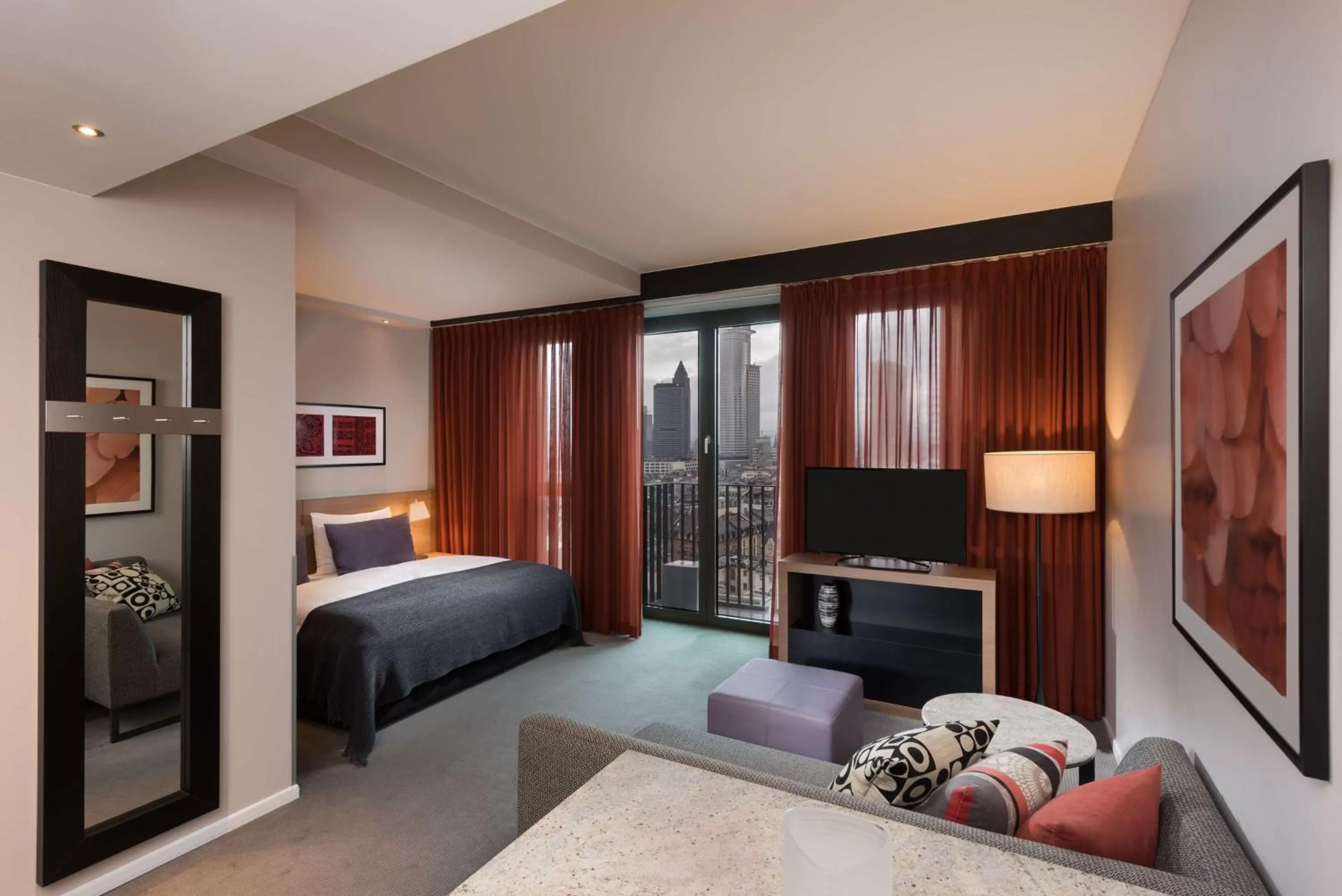 Photo of the whole room, Bed in Adina Apartment Hotel Frankfurt Neue Oper